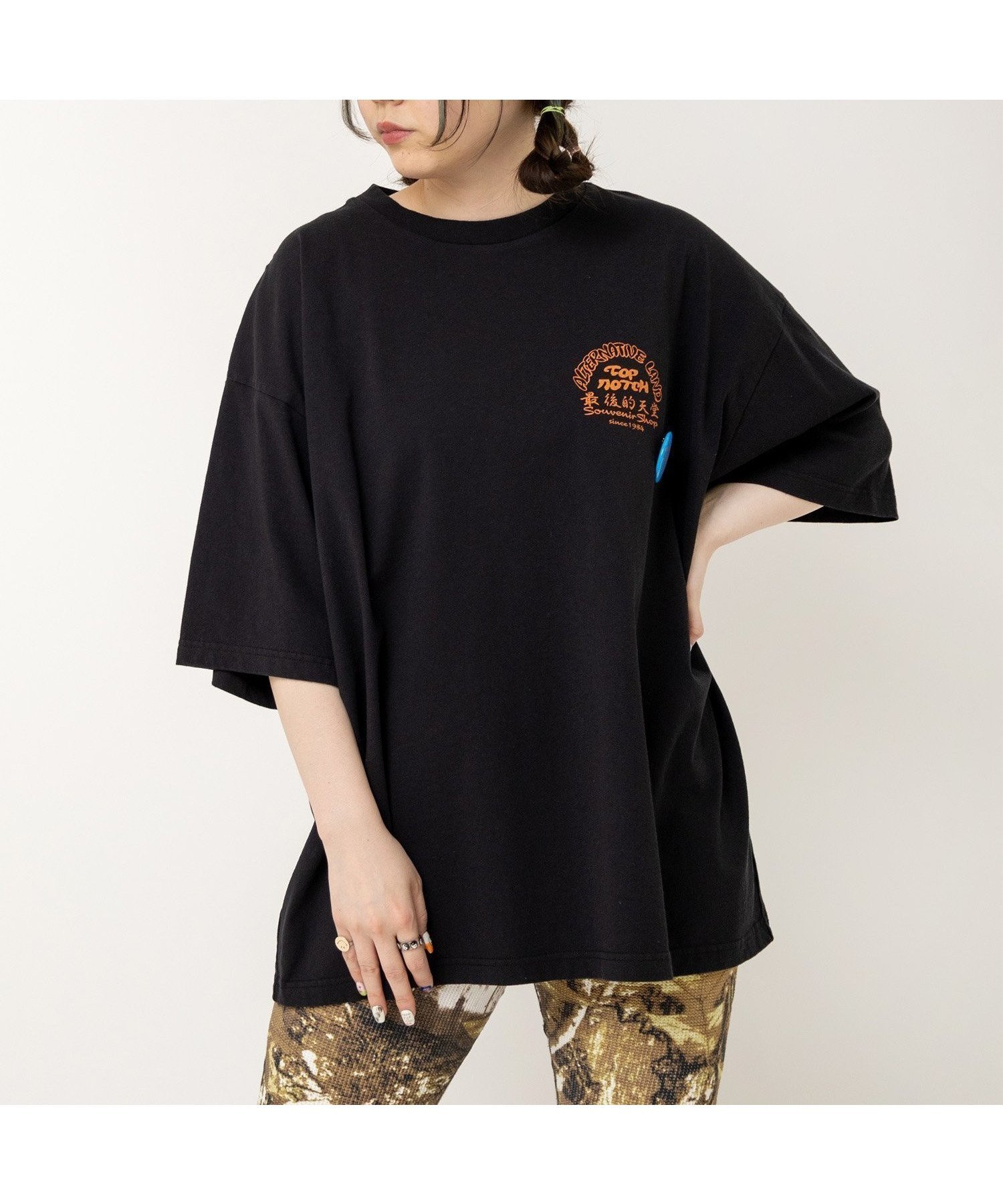 【アールエヌエー/RNA】のM2503 ヘビトラBIG T インテリア・キッズ・メンズ・レディースファッション・服の通販 founy(ファニー) 　ファッション　Fashion　レディースファッション　WOMEN　イエロー　Yellow　グラフィック　Graphic　コレクション　Collection　フロント　Front　ブラック|ID: prp329100004574145 ipo3291000000032379993