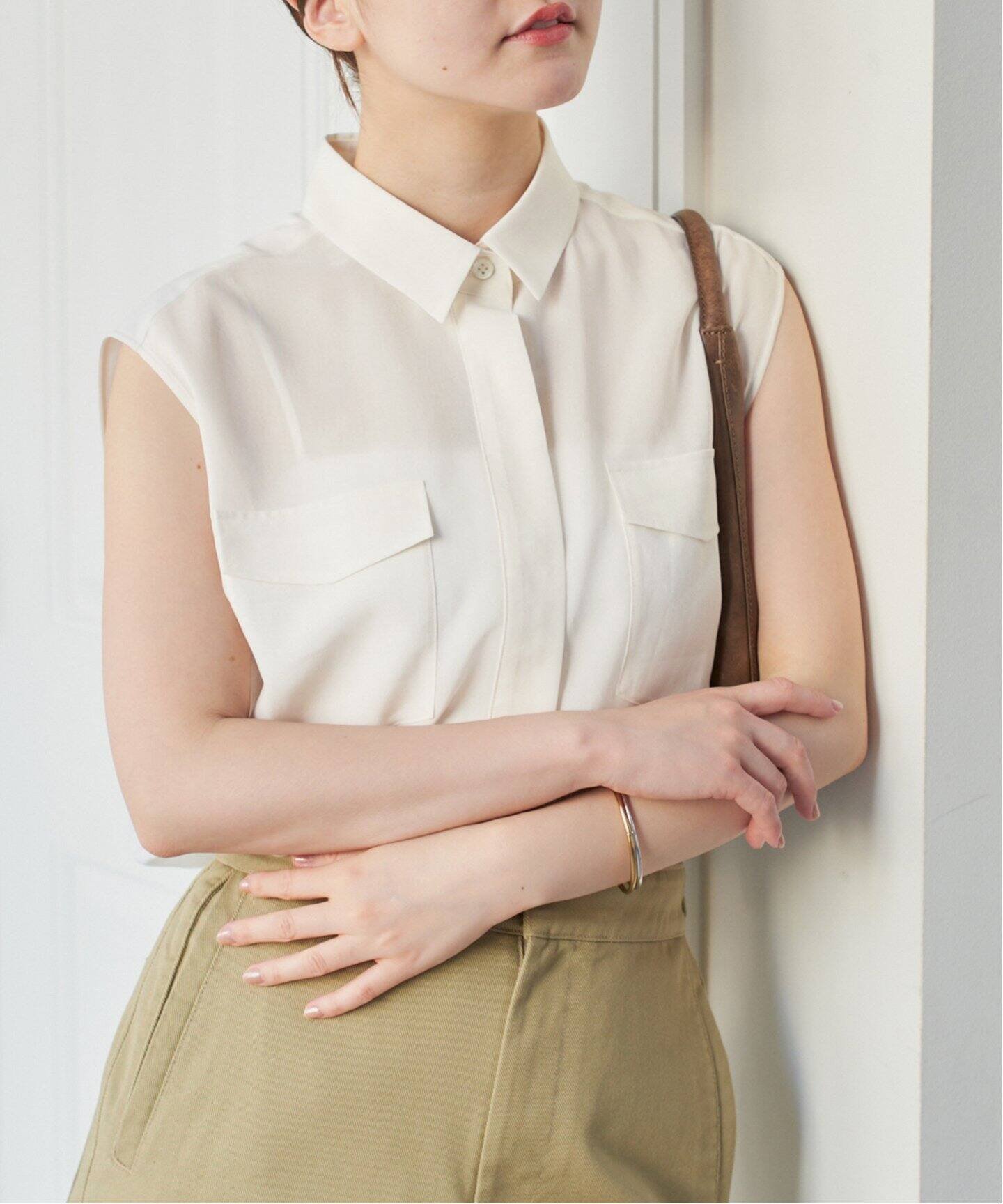 【イエナ/IENA】のノースリーブシアーシャツ インテリア・キッズ・メンズ・レディースファッション・服の通販 founy(ファニー) 　ファッション　Fashion　レディースファッション　Ladies' Fashion Online　トップス・カットソー　Tops/Tshirt　キャミソール / ノースリーブ　No Sleeves　シャツ/ブラウス　Shirts/Blouses　2025年　2025　2025春夏・S/S　Ss,Spring/Summer,2025　シアー　Sheer　ノースリーブ　No Sleeve　バランス　Balance　ポケット　Pocket　ミックス　Mix　ワーク　Work　エレガント 上品　Elegant　夏　Summer　ナチュラル|ID: prp329100004574147 ipo3291000000032609396