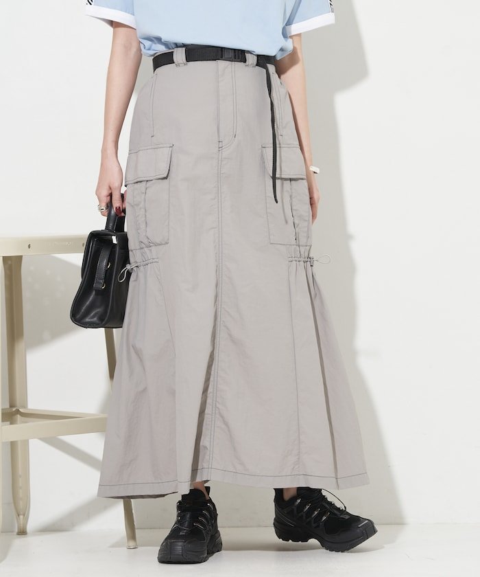 【フリークスストア/FREAK'S STORE】のベルト付 ナイロンギャザースカート 24SS インテリア・キッズ・メンズ・レディースファッション・服の通販 founy(ファニー) 　ファッション　Fashion　レディースファッション　WOMEN　スカート　Skirt　ベルト　Belts　2024年　2024　2024春夏・S/S　Ss,Spring/Summer,2024　おすすめ　Recommend　ギャザー　Gather　コンパクト　Compact　シンプル　Simple　スウェット　Sweat　スニーカー　Sneakers　スポーツ　Sports　トレンド　Trend　ミックス　Mix　人気　Popularity　夏　Summer　S/S・春夏　Ss・Spring/Summer　ライトグレー|ID: prp329100004574191 ipo3291000000032380464