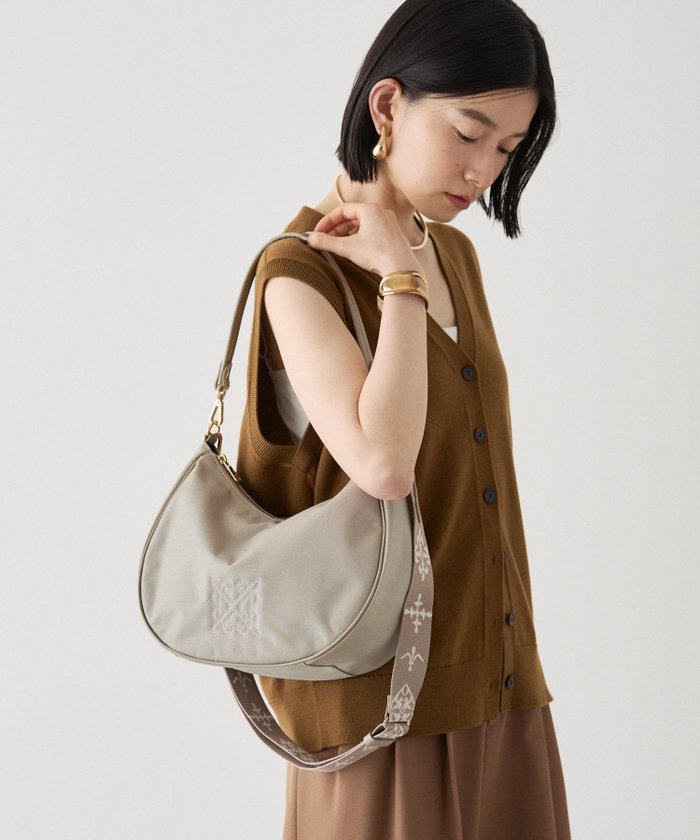 【ラシット/russet】の360g/撥水性あり コーデュラナイロン2wayショルダーバッグ インテリア・キッズ・メンズ・レディースファッション・服の通販 founy(ファニー) https://founy.com/ ファッション Fashion レディースファッション Ladies' Fashion Online バッグ Bag ショルダー Shoulder ショート Short シンプル Simple スタイリッシュ Stylish スマート Smart 財布 Wallet タオル Towel 人気 Popularity ハンカチ Handkerchief バランス Balance パイピング Piping フィット Fit ポケット Pocket ポーチ Pouch モチーフ Motif おすすめ Recommend エレガント 上品 Elegant 2025年 2025 2025春夏・S/S Ss,Spring/Summer,2025 |ID: prp329100004574201 ipo3291000000032605618