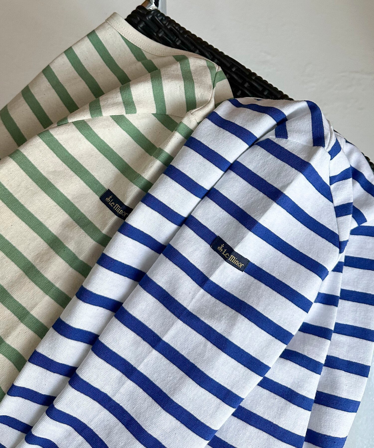 【ドゥ アルシーヴ/Doux archives】の【Le minor】Back U neck long sleeve インテリア・キッズ・メンズ・レディースファッション・服の通販 founy(ファニー) 　ファッション　Fashion　レディースファッション　Fashion for Women　トップス・カットソー　Cut & Sew Tops　インナー　Innerwear　カットソー　Cut and Sewn Top　コンパクト　Compact, Small Size　サロペット　Overalls, Salopette　ジャケット　Jacket, Outerwear　バスク　Basque, Basque Style　フィット　Fit, Slim Fit　フランス　France, French　ベーシック　Basic, Essential　ボトム　Bottoms, Lower Wear　ロング　Long, Long-Length　おすすめ　Recommended / Our Picks　BLUE|ID: prp329100004574368 ipo3291000000033720087