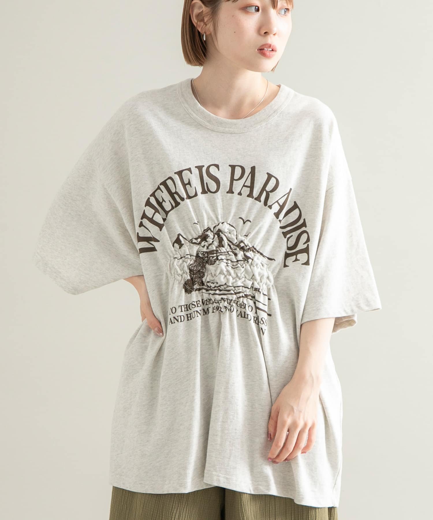 【ケービーエフ/KBF / URBAN RESEARCH】のシャーリングプリントTEE インテリア・キッズ・メンズ・レディースファッション・服の通販 founy(ファニー) 　ファッション　Fashion　レディースファッション　Fashion for Women　2025年　2025　2025春夏・S/S　Spring/Summer 2025 SS25　ギャザー　Gathered, Ruffled　シャーリング　Shirring, Ruched　プリント　Print, Printed Pattern　ボトム　Bottoms, Lower Wear　リメイク　Remake, Reconstructed　夏　Summer　S/S・春夏　SS, Spring/Summer, Warm Season　OATMEAL|ID: prp329100004574401 ipo3291000000033069701