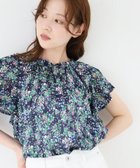 【ルクールブラン/le.coeur blanc】のフラワープリントフレアスリーブブラウス 人気、トレンドファッション・服の通販 founy(ファニー) ファッション Fashion レディースファッション WOMEN トップス・カットソー Tops/Tshirt シャツ/ブラウス Shirts/Blouses 花柄・フラワープリント・モチーフ Flower Patterns おすすめ Recommend ギャザー Gather セットアップ Set Up デニム Denim フラワー Flower フレア Flare モチーフ Motif 夏 Summer 春 Spring S/S・春夏 Ss・Spring/Summer thumbnail ネイビー柄|ID: prp329100004574686 ipo3291000000032386044