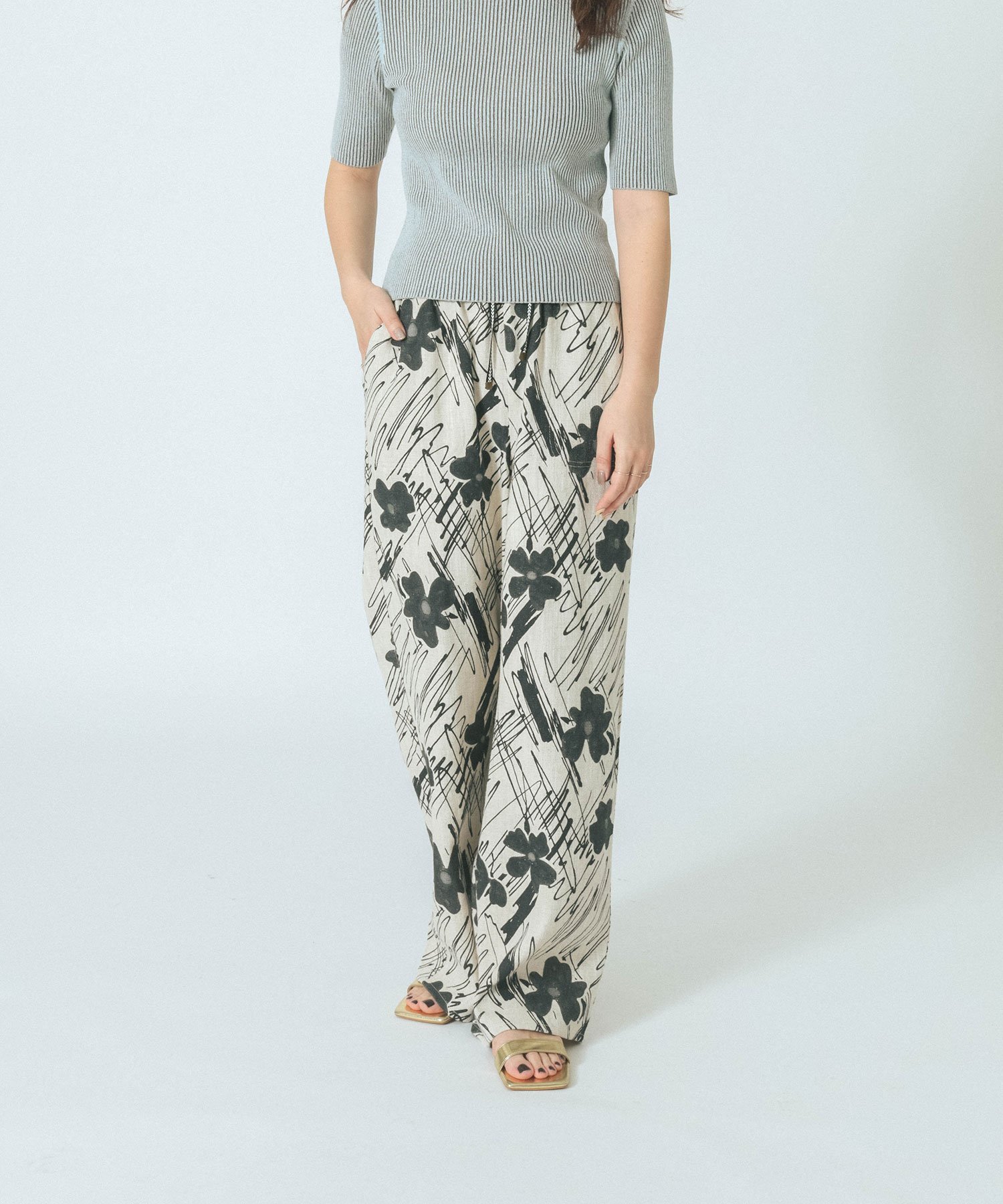 【ローズバッド/ROSE BUD】のART PRINT PANTS 人気、トレンドファッション・服の通販 founy(ファニー) 　ファッション　Fashion　レディースファッション　WOMEN　パンツ　Pants　シンプル　Simple　スタンダード　Standard　ストレート　Straight　スピンドル　Spindle　プリント　Print　ベーシック　Basic　リネン　Linen　リラックス　Relax　夏　Summer　手描き　Hand Drawn　 other-1|ID: prp329100004574719 ipo3291000000032386433