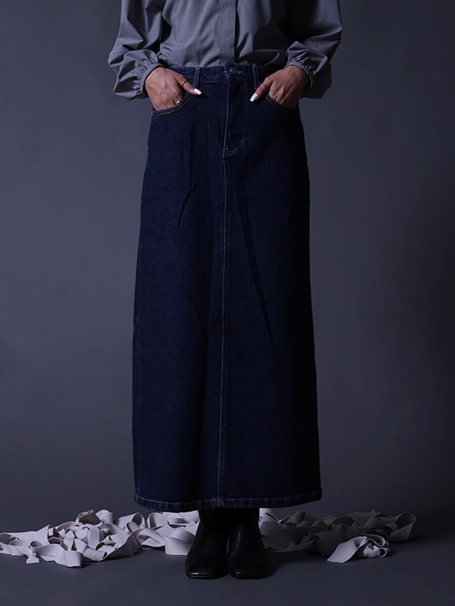 【ラシュッド/LASUD】の「05」ロングデニムスカート(Skyblue/Navy color) インテリア・キッズ・メンズ・レディースファッション・服の通販 founy(ファニー) 　ファッション　Fashion　レディースファッション　Fashion for Women　スカート　Skirts　デニムスカート・カジュアルスカート　Denim Skirts　ジャケット　Jacket, Outerwear　スリット　Slit, Slit Detail　デニム　Denim, Jeans Material　フィット　Fit, Slim Fit　ロング　Long, Long-Length　ネイビー|ID: prp329100004574935 ipo3291000000032712232