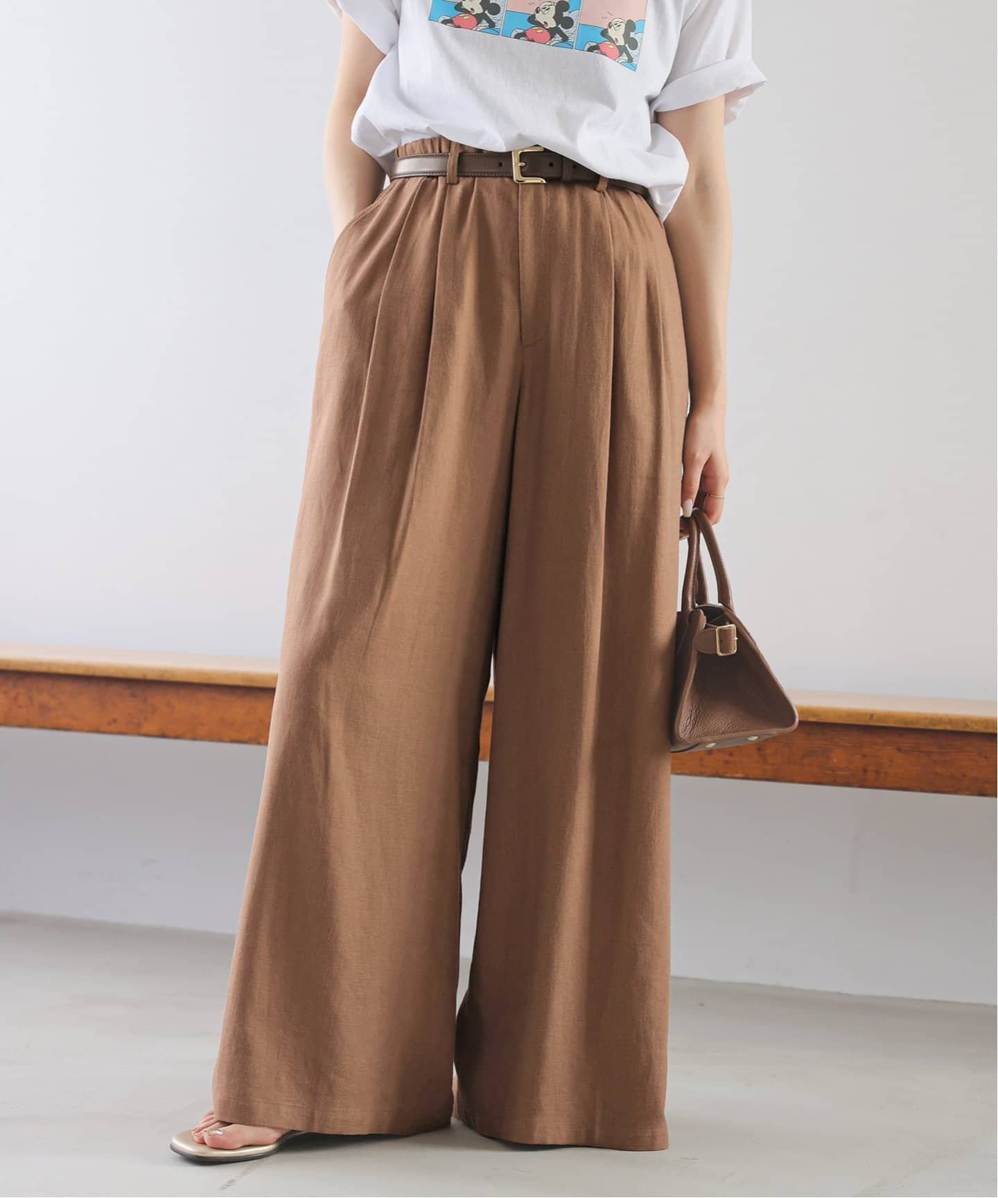 【スローブ イエナ/SLOBE IENA】のリネン混タックフレアパンツ インテリア・キッズ・メンズ・レディースファッション・服の通販 founy(ファニー) 　ファッション　Fashion　レディースファッション　Fashion for Women　パンツ　Pants & Trousers　2025年　2025　2025春夏・S/S　Spring/Summer 2025 SS25　おすすめ　Recommended / Our Picks　サマー　Summer, Summer Style　セットアップ　Set-Up, Coordinated Outfit　フロント　Front, Front Design　リネン　Linen, Linen Fabric　ワイド　Wide, Wide Fit　キャメル|ID: prp329100004574945 ipo3291000000032975942