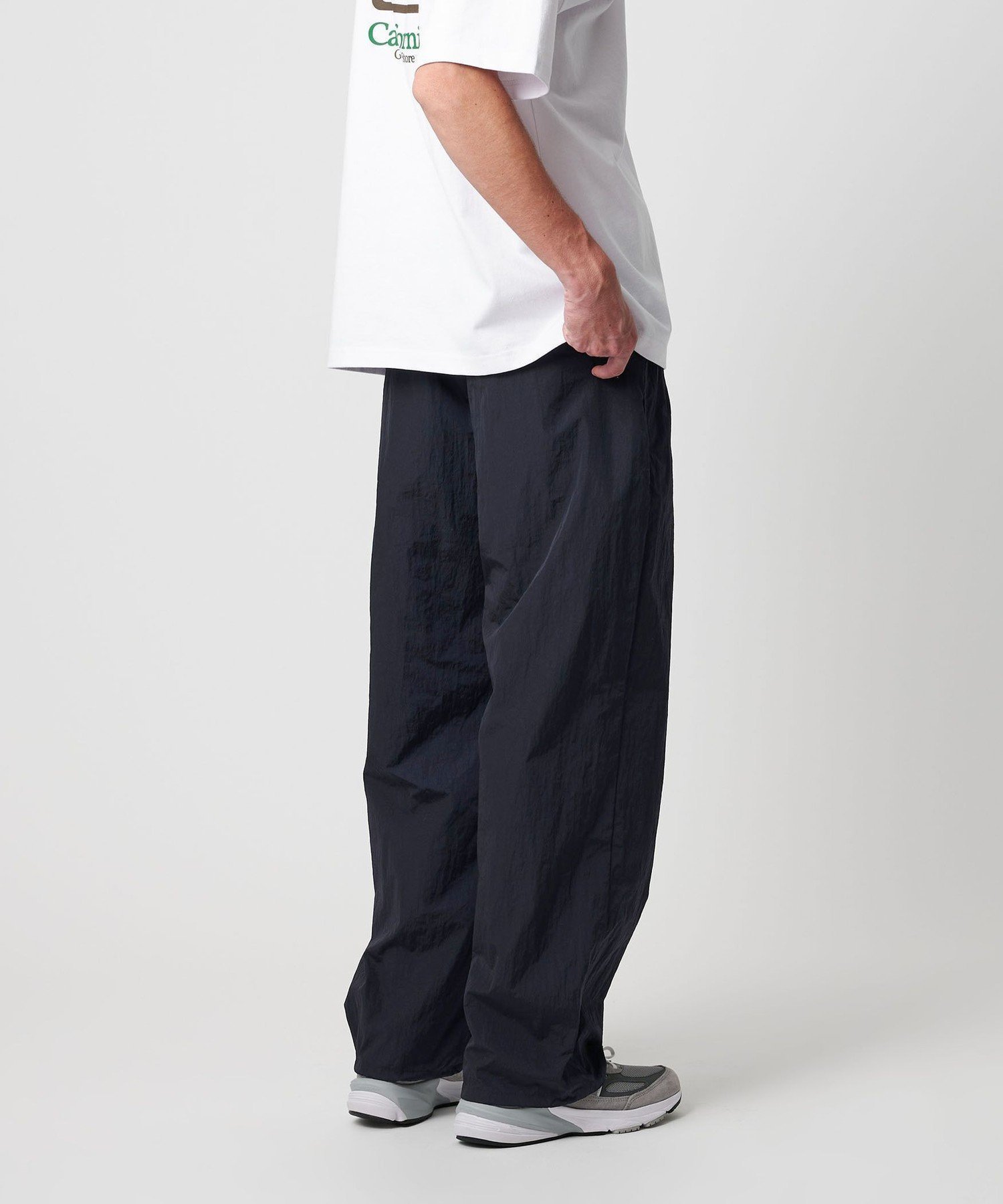 【ビューティ&ユース ユナイテッドアローズ/BEAUTY&YOUTH / UNITED ARROWS】のCGS. リサイクルナイロン エアリー トラックパンツ インテリア・キッズ・メンズ・レディースファッション・服の通販 founy(ファニー) 　ファッション　Fashion　レディースファッション　Fashion for Women　パンツ　Pants & Trousers　エアリー　Airy Texture　ストレート　Straight, Straight Cut　ドローコード　Drawcord, Drawstring Cord　ポケット　Pocket, Pocket Detail　ワイド　Wide, Wide Fit　ワッシャー　Washer, Crinkled Finish　ワンポイント　One Point, Statement Accent　NAVY|ID: prp329100004574996 ipo3291000000033454401