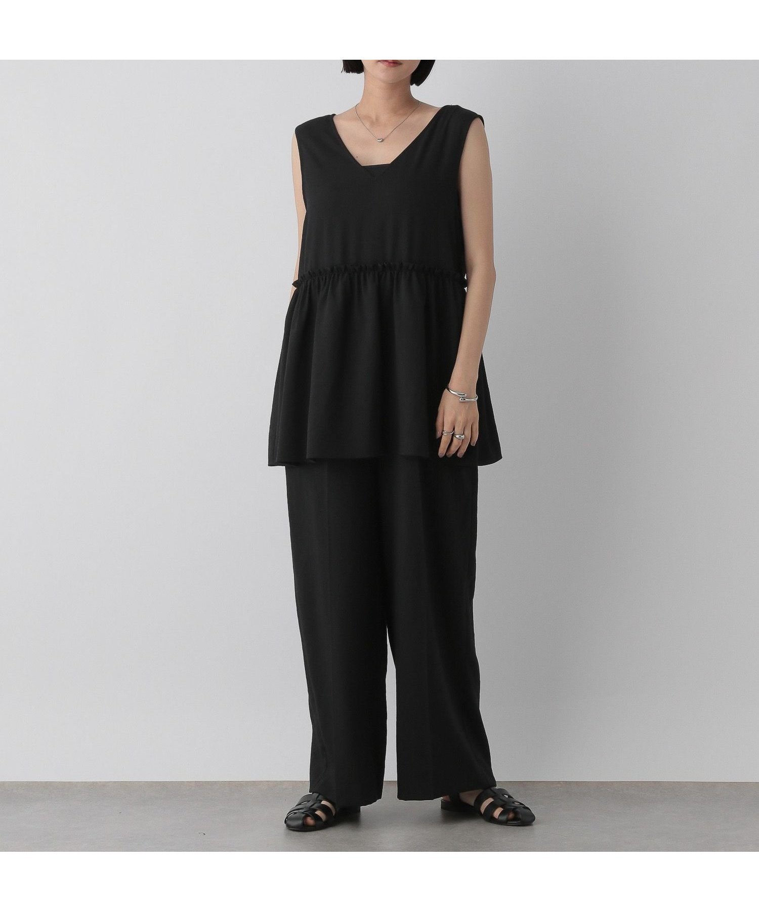 【ローリーズファーム/LOWRYS FARM】のペプラムオールインワン インテリア・キッズ・メンズ・レディースファッション・服の通販 founy(ファニー) 　ファッション　Fashion　レディースファッション　Fashion for Women　ワンピース　Dresses　オールインワン・ワンピース　Dresses and Jumpsuits　おすすめ　Recommended / Our Picks　アクセサリー　Fashion Accessories　インナー　Innerwear　オケージョン　Occasion Wear　キャミ　Camisole, Cami Top　セパレート　Separate, Two-Piece　トレンド　Trend, Trending Now　ペプラム　Peplum, Flared Hem　ポケット　Pocket, Pocket Detail　夏　Summer　ブラック09|ID: prp329100004575067 ipo3291000000033583336
