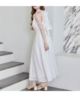 【ナイスクラップ/NICE CLAUP】の【Fluffy Romance collection】アメスリロングワンピース 人気、トレンドファッション・服の通販 founy(ファニー) ファッション Fashion レディースファッション Ladies' Fashion Online ワンピース Dress 2025年 2025 2025春夏・S/S Ss,Spring/Summer,2025 おすすめ Recommend ガーリー Girly サンダル Sandals シャーリング Shirring シューズ Shoes バレエ Ballet フィット Fit フェミニン Feminine フリル Frills リボン Ribbon ロング Long 夏 Summer |ID:prp329100004575072