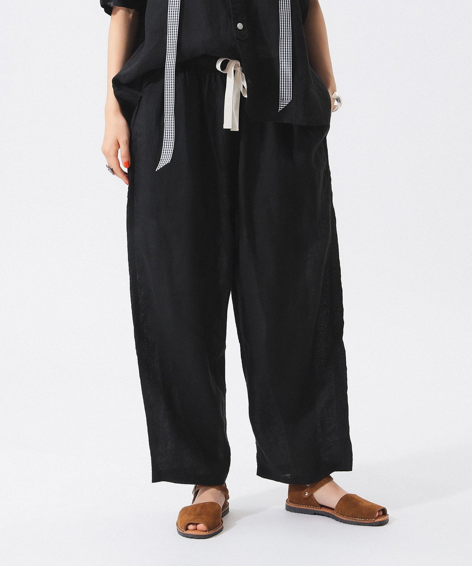 【ビームス ウイメン/BEAMS】の【7/3新規値下げ】【セットアップ可能】リネン ソリッド イージーパンツ 手洗い可 インテリア・キッズ・メンズ・レディースファッション・服の通販 founy(ファニー) 　ファッション　Fashion　レディースファッション　Fashion for Women　セットアップ　Matching Sets　レディースパンツ・ボトムス　Pants & Trousers / Bottoms　ウェーブ　Wavy Pattern　シンプル　Simple, Minimal　ジャケット　Jacket, Outerwear　セットアップ　Set-Up, Coordinated Outfit　バランス　Balance, Style Balance　バルーン　Balloon, Balloon Silhouette　リネン　Linen, Linen Fabric　リラックス　Relax, Relaxed Fit　ワイド　Wide, Wide Fit　おすすめ　Recommended / Our Picks　夏　Summer　BLACK|ID: prp329100004575078 ipo3291000000032740683