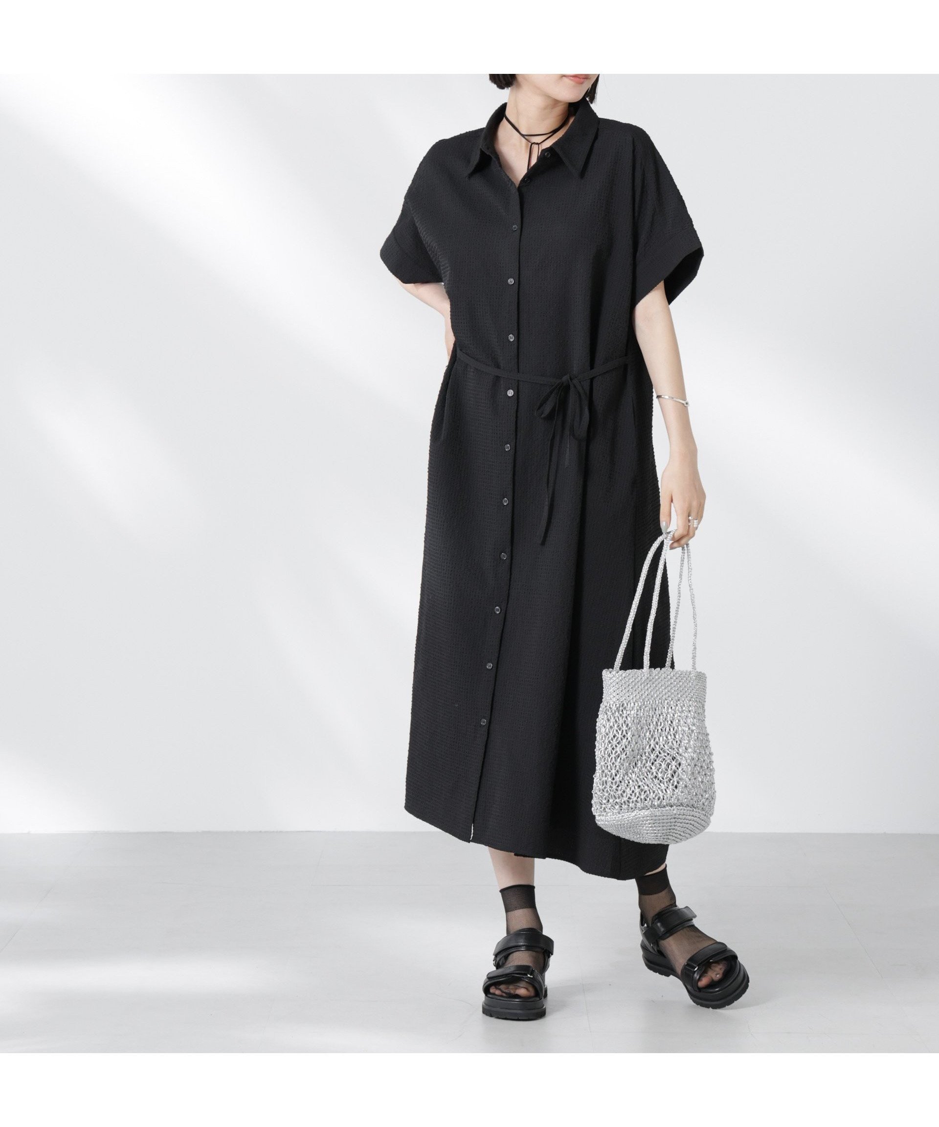 【ナノ ユニバース/nano universe】のサッカードルマンスリーブシャツワンピース インテリア・キッズ・メンズ・レディースファッション・服の通販 founy(ファニー) 　ファッション　Fashion　レディースファッション　Fashion for Women　ワンピース　Dresses　シャツワンピース / 1枚で着映えコーデ　Shirt Dresses　ウォッシャブル　Machine Washable　サッカー　Seersucker, Summer Fabric　シャツワンピ　Shirt Dress, Shirt One-Piece　シンプル　Simple, Minimal　フレア　Flare, Flared　フロント　Front, Front Design　ポケット　Pocket, Pocket Detail　羽織　Haori, Light Jacket　リボン　Ribbon, Bow　リラックス　Relax, Relaxed Fit　レギンス　Leggings, Stretch Pants　おすすめ　Recommended / Our Picks　エレガント 上品　Elegant　2025年　2025　2025-2026秋冬・A/W　Autumn/Winter 2025–26 AW25–26　ブラック|ID: prp329100004575121 ipo3291000000033104623