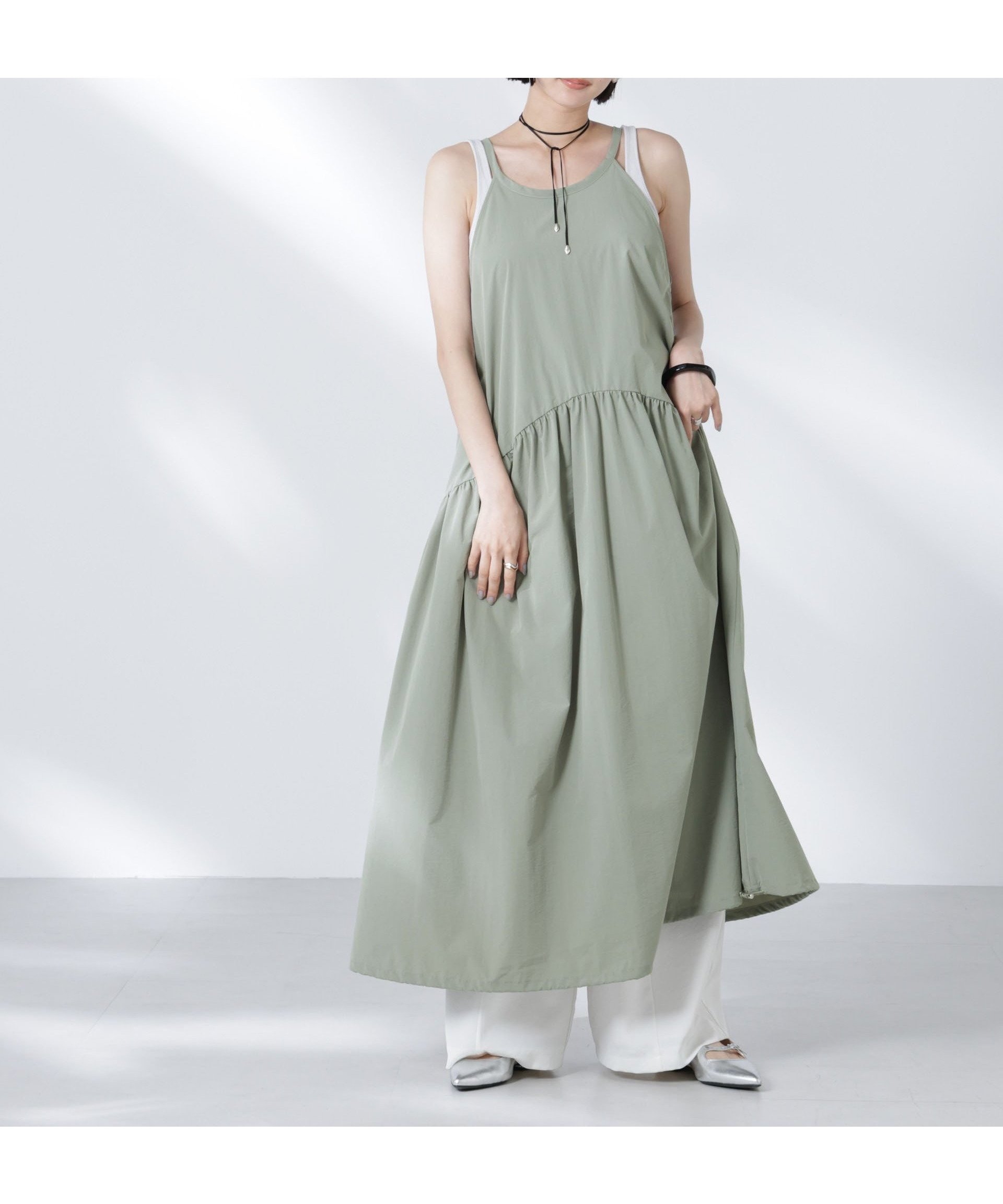 【ナノ ユニバース/nano universe】のアメスリバルーンワンピース インテリア・キッズ・メンズ・レディースファッション・服の通販 founy(ファニー) 　ファッション　Fashion　レディースファッション　Fashion for Women　ワンピース　Dresses　インナー　Innerwear　ウォッシャブル　Machine Washable　キャミソール　Camisole, Spaghetti Strap Top　スニーカー　Sneakers, Trainers　スポーティ　Sporty, Casual Athletic　デニム　Denim, Jeans Material　バルーン　Balloon, Balloon Silhouette　リボン　Ribbon, Bow　おすすめ　Recommended / Our Picks　2025年　2025　2025-2026秋冬・A/W　Autumn/Winter 2025–26 AW25–26　カーキ|ID: prp329100004575124 ipo3291000000033238464