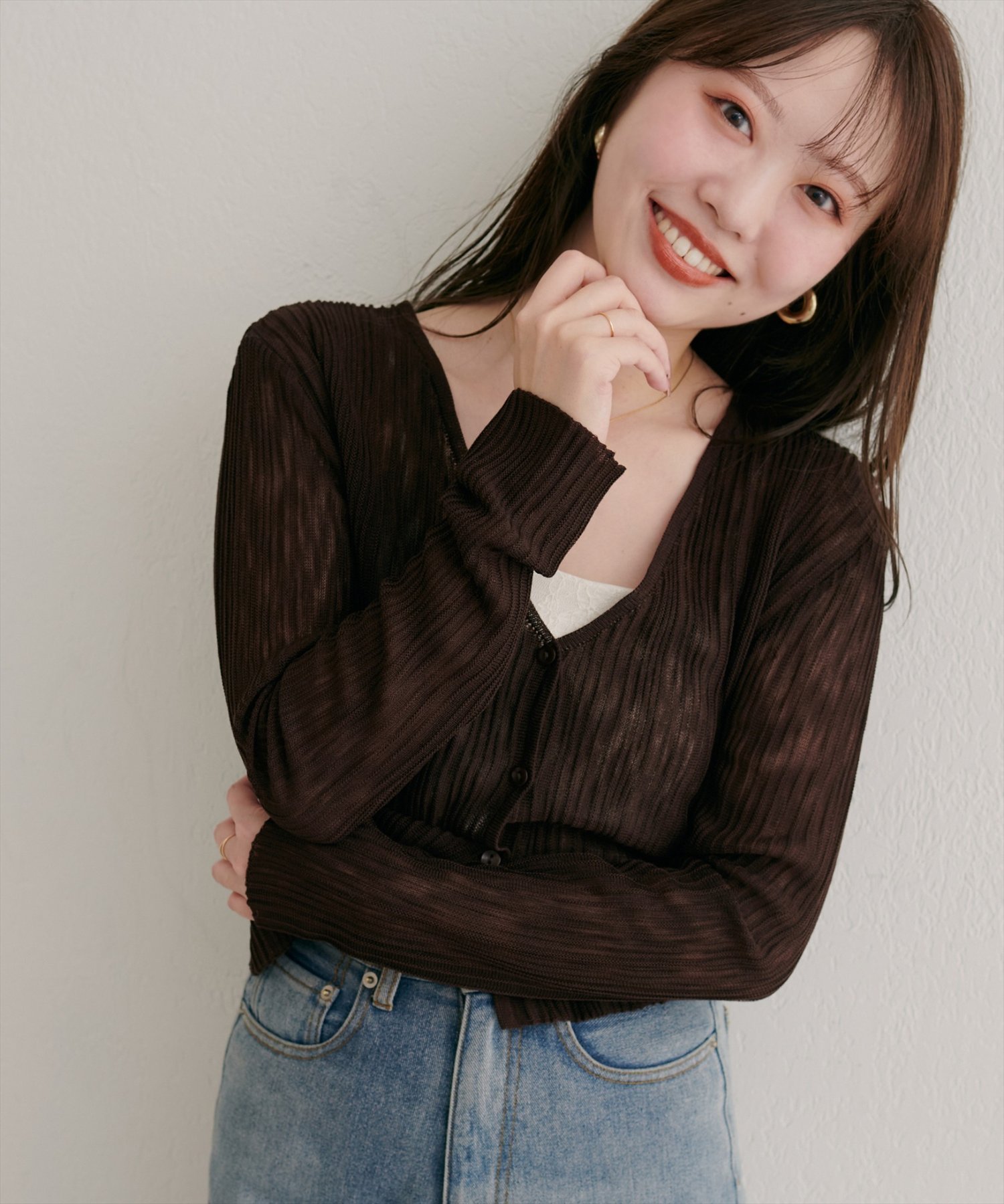 【ナチュラルクチュール/natural couture】の針抜きリブVネックシアーカーディガン インテリア・キッズ・メンズ・レディースファッション・服の通販 founy(ファニー) 　ファッション　Fashion　レディースファッション　Fashion for Women　トップス・カットソー　Cut & Sew Tops　カーディガン・羽織り　Layered Style Cardigans　Vネックトップス　V-Neck Tops / V-Cut Neckline Shirts　2025年　2025　2025-2026秋冬・A/W　Autumn/Winter 2025–26 AW25–26　おすすめ　Recommended / Our Picks　カットソー　Cut and Sewn Top　カーディガン　Cardigan, Knitwear　シアー　Sheer, See-Through　シンプル　Simple, Minimal　タンク　Tank Top, Sleeveless Top　デニム　Denim, Jeans Material　フェミニン　Feminine, Girly　ワイド　Wide, Wide Fit　ブラウン|ID: prp329100004575453 ipo3291000000033548027