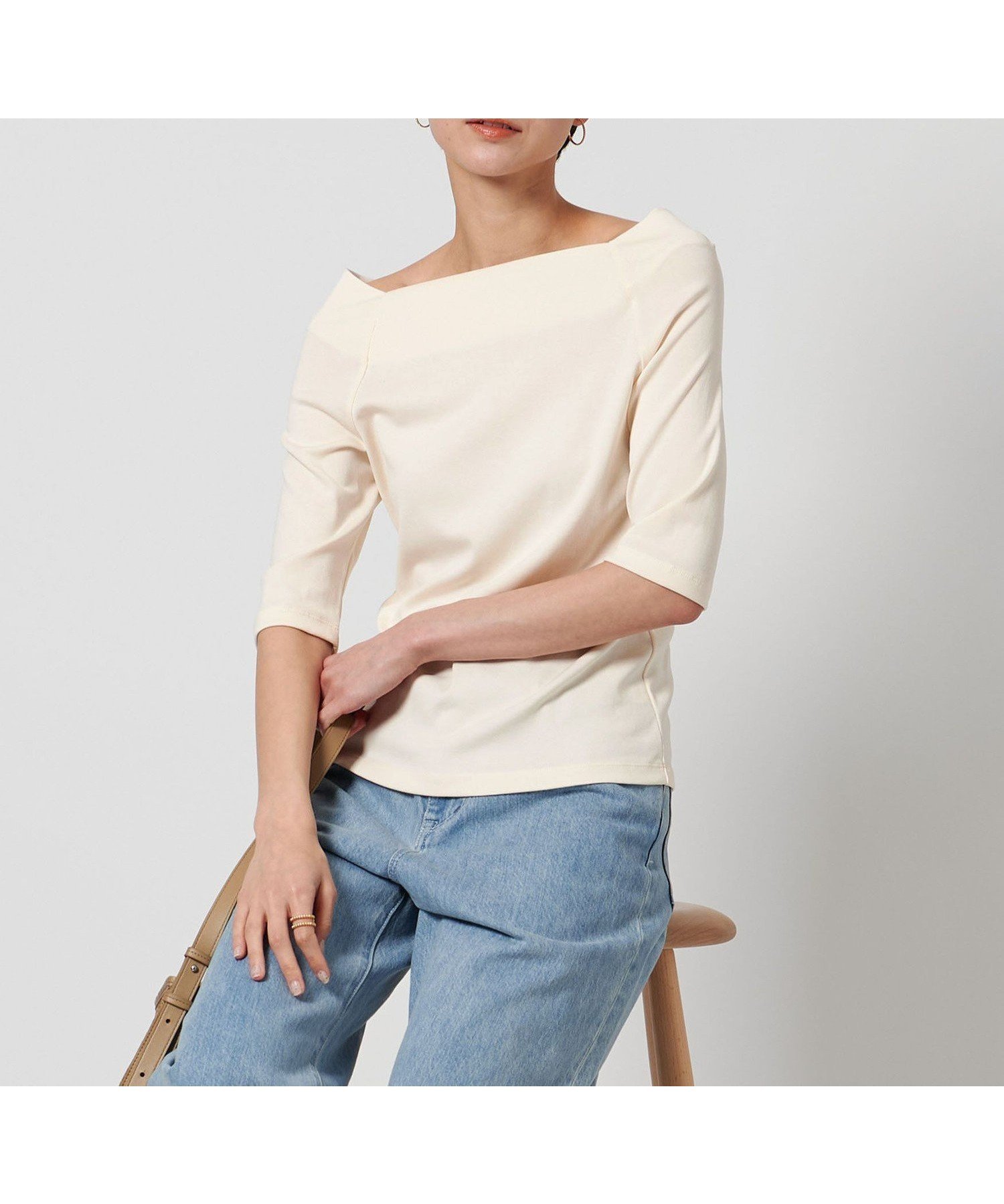 【ユナイテッドアローズ/UNITED ARROWS】のスクープドネック ハーフスリーブ カットソー 人気、トレンドファッション・服の通販 founy(ファニー) 　ファッション　Fashion　レディースファッション　Fashion for Women　トップス・カットソー　Cut & Sew Tops　カットソー・ベーシックTシャツ　Cut-and-Sewn Tops / Stretch Tees & Basics　カットソー　Cut and Sewn Top　スラックス　Slacks, Dress Pants　スリーブ　Sleeve, Long Sleeve / Short Sleeve　デニム　Denim, Jeans Material　ドロップ　Drop Shoulder, Dropped Style　ハーフ　Half, Half-Length　フレア　Flare, Flared　ボトム　Bottoms, Lower Wear　春　Spring　秋　Autumn　 other-1|ID: prp329100004575605 ipo3291000000033323545