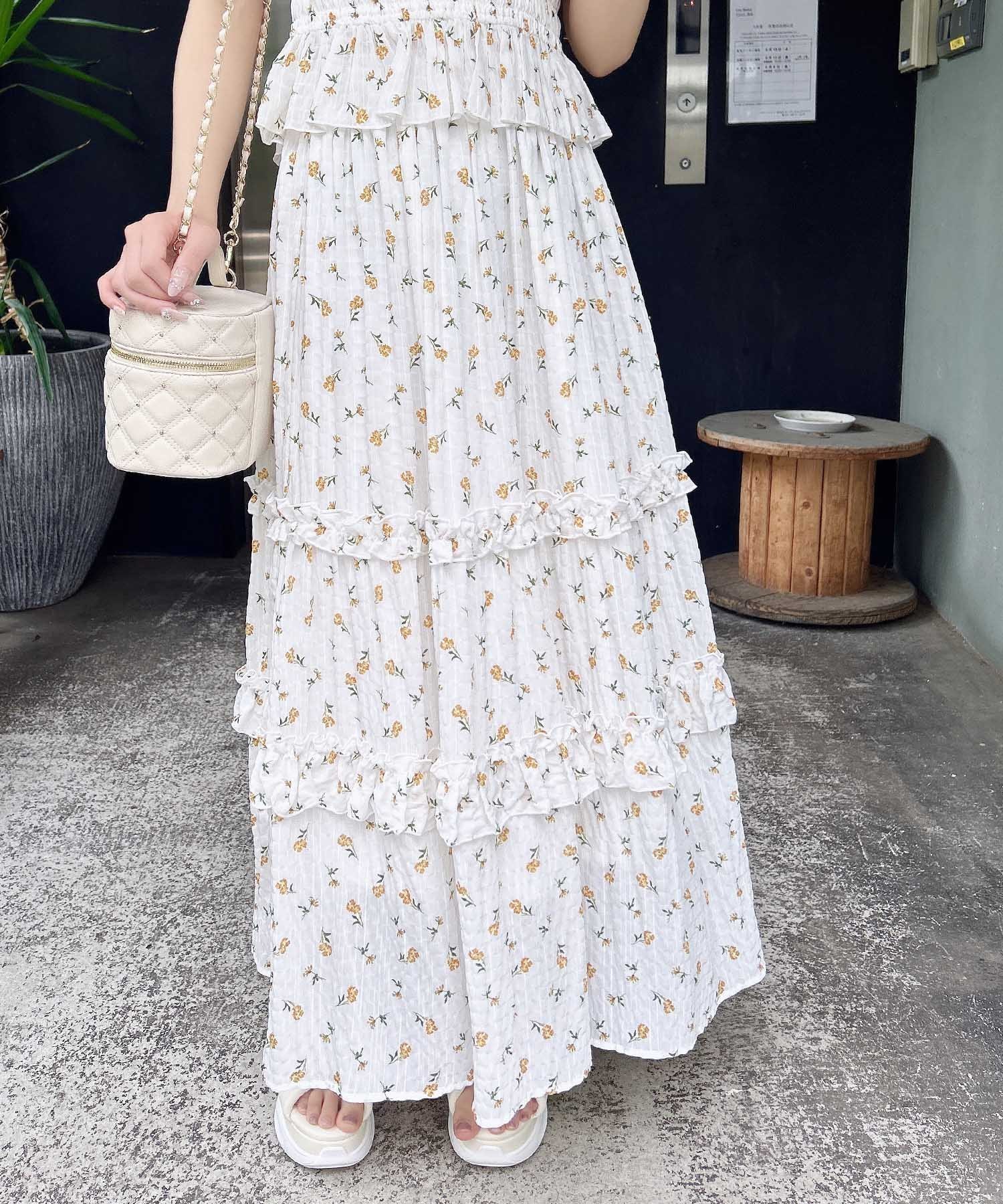 【イング/INGNI】の花柄フリルティアードスカート(セットアップ対応) 人気、トレンドファッション・服の通販 founy(ファニー) 　ファッション　Fashion　レディースファッション　Ladies' Fashion Online　セットアップ　Setup　スカート　Skirt　スカート　Skirt　ティアードスカート　Tiered Skirts　ガーリー　Girly　サンダル　Sandals　シューズ　Shoes　スウェット　Sweat　スニーカー　Sneakers　スマホ　Smartphone　セットアップ　Set Up　ティアード　Tiered　バレエ　Ballet　フィット　Fit　フェミニン　Feminine　フラワー　Flower　フリル　Frills　フレア　Flare　モチーフ　Motif　ロング　Long　おすすめ　Recommend　夏　Summer　 other-1|ID: prp329100004575884 ipo3291000000032678307