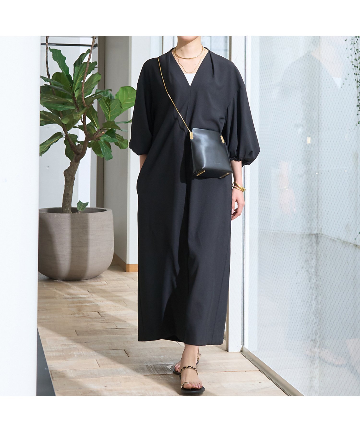 【ルージュヴィフラクレ/Rouge vif la cle】の【セットアップ対応】タックリラックスワンピース インテリア・キッズ・メンズ・レディースファッション・服の通販 founy(ファニー) 　ファッション　Fashion　レディースファッション　Fashion for Women　ワンピース　Dresses　おすすめ　Recommended / Our Picks　サンダル　Sandals, Summer Shoes　スニーカー　Sneakers, Trainers　スリット　Slit, Slit Detail　セットアップ　Set-Up, Coordinated Outfit　ラグジュアリー　Luxury, Elegant　リラックス　Relax, Relaxed Fit　ブラック|ID: prp329100004575953 ipo3291000000033828783