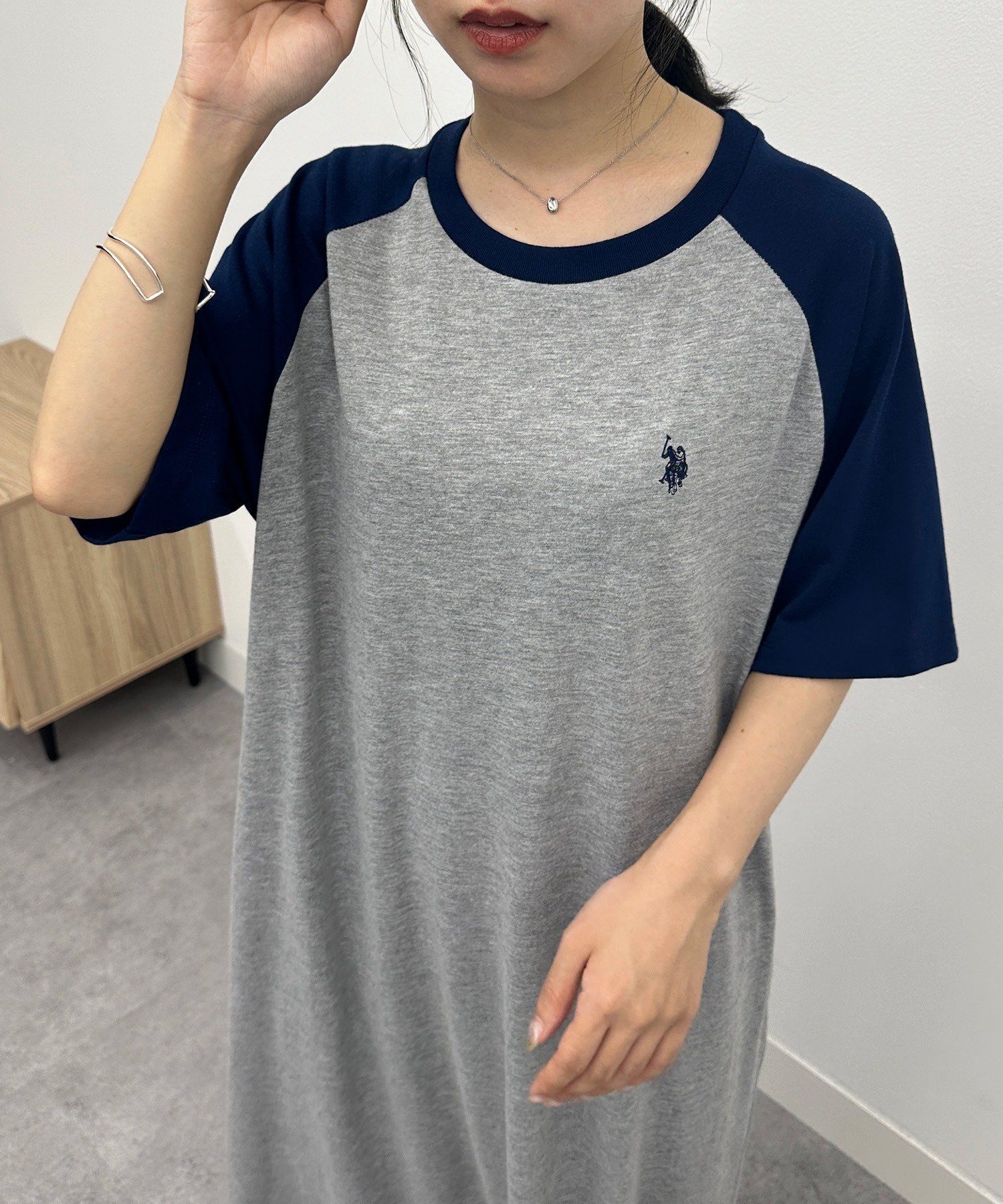 【ラナン/Ranan】の【U.S. POLO ASSN.】ラグランカットソーAラインワンピース インテリア・キッズ・メンズ・レディースファッション・服の通販 founy(ファニー) 　ファッション　Fashion　レディースファッション　WOMEN　ワンピース　Dress　Aラインワンピース　A-line Dress　トレンド　Trend　マキシ　Maxi　リラックス　Relax　ネイビー/グレー|ID: prp329100004576121 ipo3291000000032518997