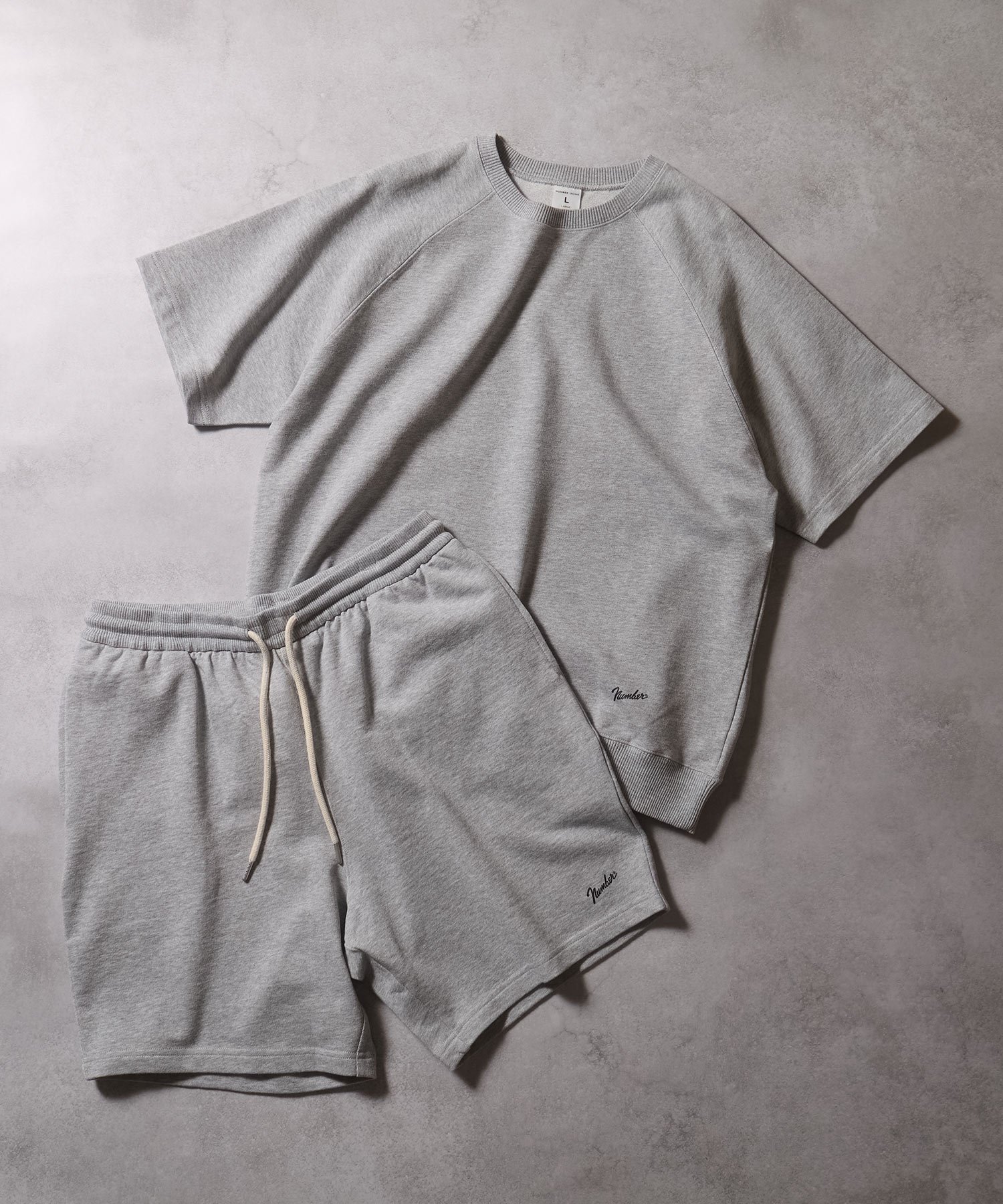 【ナンバー/Number】のスウェット イージー ショーツ 2ピース セットアップ 人気、トレンドファッション・服の通販 founy(ファニー) 　ファッション　Fashion　レディースファッション　Fashion for Women　トップス・カットソー　Cut & Sew Tops　レディースパーカー・カジュアルフーディー　Casual Hoodies & Sweatshirts　スウェット・クルーネックトップス　Sweatshirts & Crewnecks / Relaxed Fit Sweat Tops　アシンメトリー　Asymmetrical Style　ウォレット　Wallet　サンダル　Sandals, Summer Shoes　ショーツ　Shorts, Short Pants　スウェット / スエット　Sweatshirt, Sweatwear　スポーツ　Sports, Activewear　スリーブ　Sleeve, Long Sleeve / Short Sleeve　セットアップ　Set-Up, Coordinated Outfit　タンク　Tank Top, Sleeveless Top　テーパード　Tapered, Tapered Pants　定番　Standard, Basic Item　パジャマ　Pajamas, Sleepwear　プリント　Print, Printed Pattern　ベーシック　Basic, Essential　ポケット　Pocket, Pocket Detail　おすすめ　Recommended / Our Picks　夏　Summer　 other-1|ID: prp329100004576398 ipo3291000000032755279