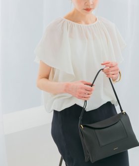 【アーバンリサーチ ロッソ/URBAN RESEARCH ROSSO】のコットンシルクフレアスリーブブラウス 人気、トレンドファッション・服の通販 founy(ファニー) ファッション Fashion レディースファッション Fashion for Women トップス・カットソー Cut & Sew Tops シャツ・ブラウス・オフィスカジュアル Elegant Blouses & Button-Ups 2025年 2025 2025春夏・S/S Spring/Summer 2025 SS25 エアリー Airy Texture ギャザー Gathered, Ruffled サロペット Overalls, Salopette スリーブ Sleeve, Long Sleeve / Short Sleeve フォルム Silhouette, Form リボン Ribbon, Bow エレガント 上品 Elegant ビジネス 仕事 通勤 Business / Work / Commuting 夏 Summer S/S・春夏 SS, Spring/Summer, Warm Season |ID:prp329100004576419