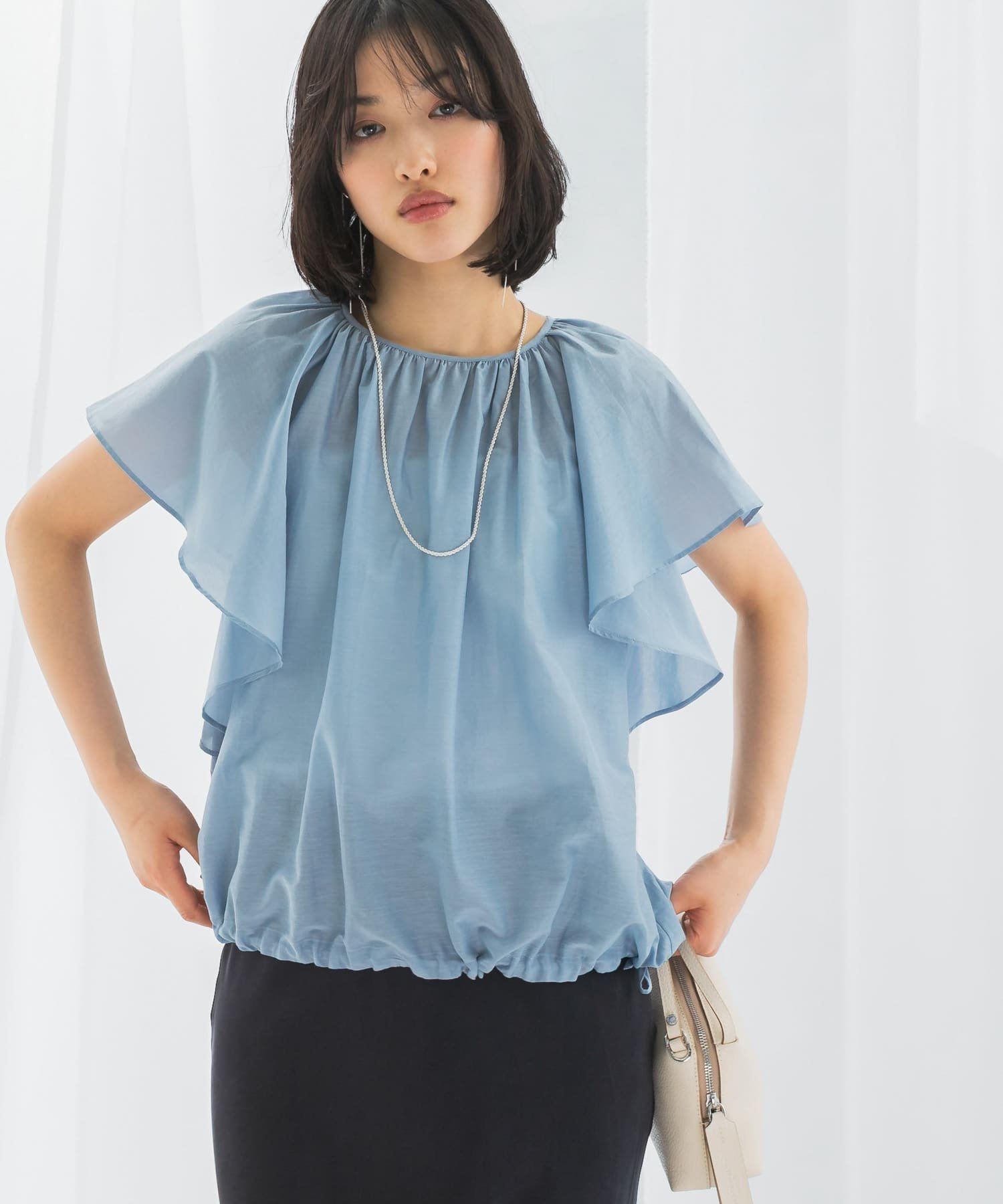 【アーバンリサーチ ロッソ/URBAN RESEARCH ROSSO】のコットンシルクフレアスリーブブラウス インテリア・キッズ・メンズ・レディースファッション・服の通販 founy(ファニー) 　ファッション　Fashion　レディースファッション　Fashion for Women　トップス・カットソー　Cut & Sew Tops　シャツ・ブラウス・オフィスカジュアル　Elegant Blouses & Button-Ups　2025年　2025　2025春夏・S/S　Spring/Summer 2025 SS25　エアリー　Airy Texture　ギャザー　Gathered, Ruffled　サロペット　Overalls, Salopette　スリーブ　Sleeve, Long Sleeve / Short Sleeve　フォルム　Silhouette, Form　リボン　Ribbon, Bow　エレガント 上品　Elegant　ビジネス 仕事 通勤　Business / Work / Commuting　夏　Summer　S/S・春夏　SS, Spring/Summer, Warm Season　sax|ID: prp329100004576419 ipo3291000000032792543