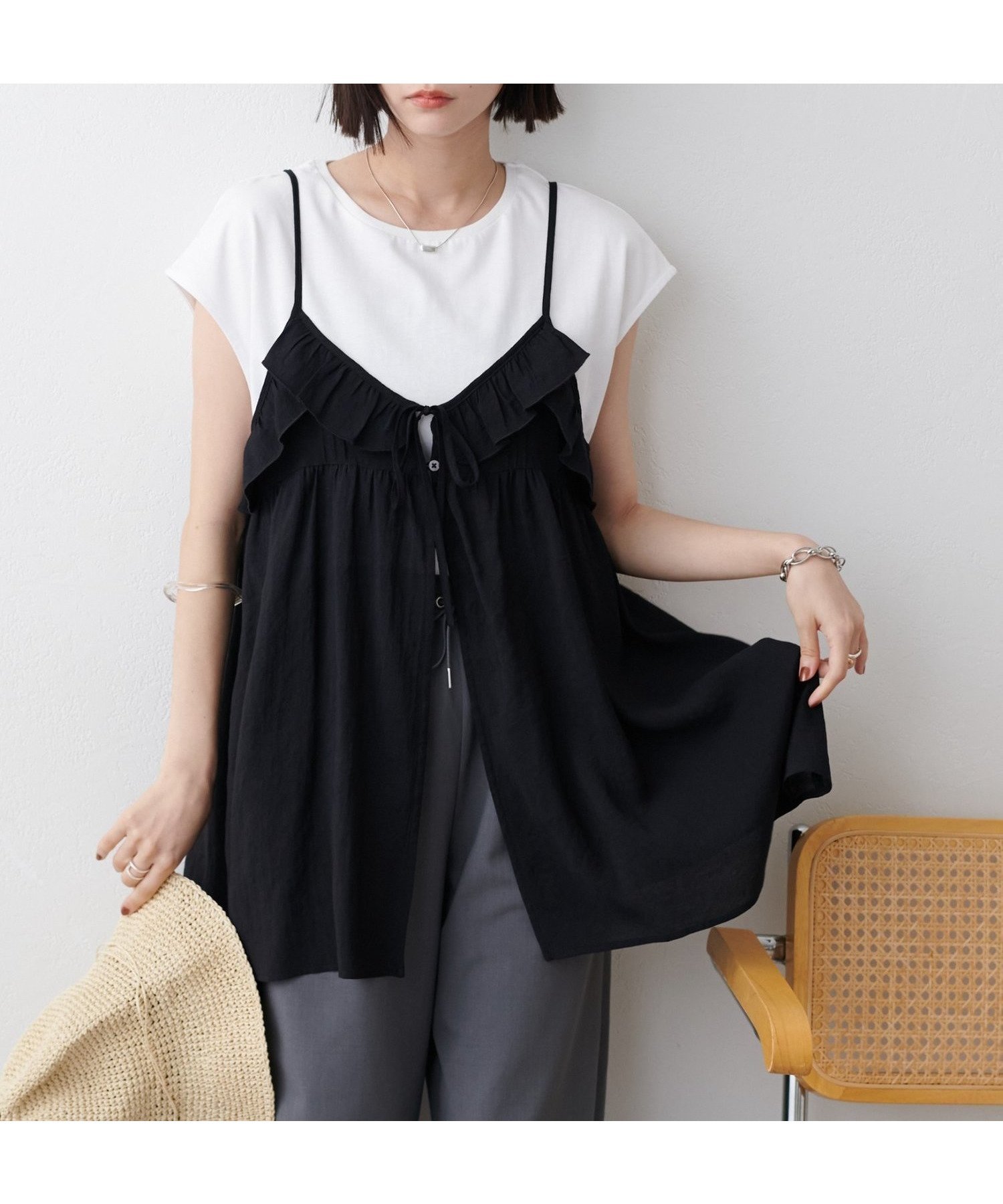 【ディスコート/Discoat】の前リボンフリルキャミチュニック 人気、トレンドファッション・服の通販 founy(ファニー) 　ファッション　Fashion　レディースファッション　Fashion for Women　トップス・カットソー　Cut & Sew Tops　キャミソール&ノースリーブ　Camisoles & Sleeveless Tops　リボン　Ribbon, Bow　リラックス　Relax, Relaxed Fit　エレガント 上品　Elegant　 other-1|ID: prp329100004576420 ipo3291000000032751341