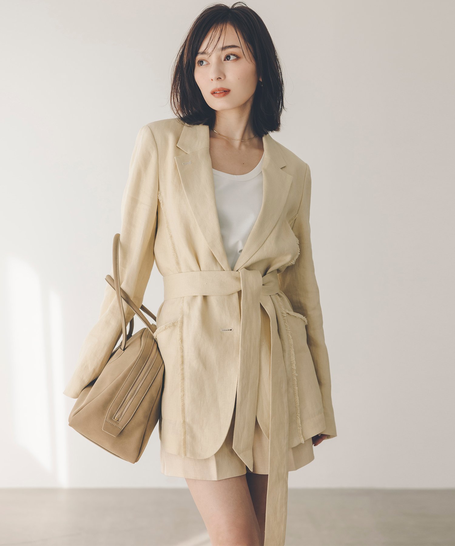 【アニュアンス/anuans】のリネンテーラードジャケット インテリア・キッズ・メンズ・レディースファッション・服の通販 founy(ファニー) 　ファッション　Fashion　レディースファッション　Fashion for Women　アウター　Coat / Outerwear Collection　レディースジャケット・軽アウター　Jackets　テーラードジャケット / 通勤・きれいめスタイル　Tailored Jackets & Blazers　ジャケット　Jacket, Outerwear　フリンジ　Fringe, Tassel　夏　Summer　YELLOW BEIGE|ID: prp329100004576421 ipo3291000000033349576