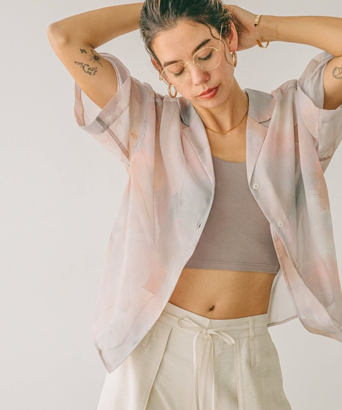 【ベイフロー/BAYFLOW】のニュアンスパターン半袖シャツ インテリア・キッズ・メンズ・レディースファッション・服の通販 founy(ファニー) https://founy.com/ ファッション Fashion レディースファッション Ladies' Fashion Online トップス・カットソー Tops/Tshirt シャツ/ブラウス Shirts/Blouses おすすめ Recommend イエロー Yellow コンパクト Compact シアー Sheer シンプル Simple スリット Slit バランス Balance パターン Pattern フロント Front プリント Print 半袖 Short Sleeve 無地 Plain Color 羽織 Haori |ID: prp329100004576434 ipo3291000000032702096