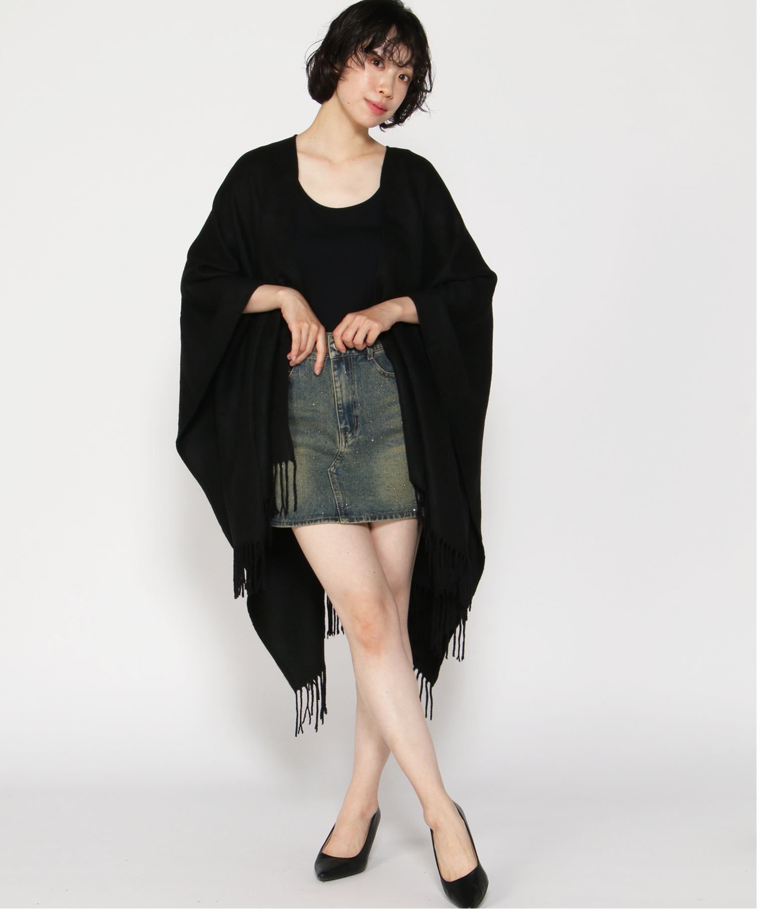 【ゲス/GUESS】のGUESS/PONCHO インテリア・キッズ・メンズ・レディースファッション・服の通販 founy(ファニー) 　ファッション　Fashion　レディースファッション　Ladies' Fashion Online　フリンジ　Fringe　ベーシック　Basic　ポンチョ　Poncho　ルーズ　Loose　ワイド　Wide　ブラック|ID: prp329100004576550 ipo3291000000032660186
