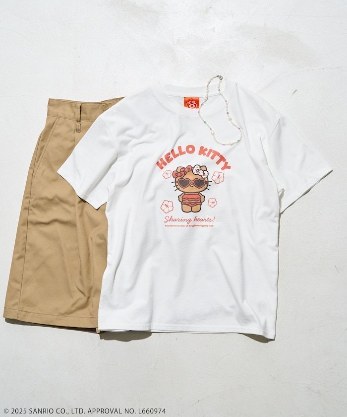 【フリークスストア/FREAK'S STORE】のSANRIO HELLO KITTY SUMMER ビーチTシャツ インテリア・キッズ・メンズ・レディースファッション・服の通販 founy(ファニー) 　ファッション　Fashion　レディースファッション　Fashion for Women　トップス・カットソー　Cut & Sew Tops　シャツ・ブラウス・オフィスカジュアル　Elegant Blouses & Button-Ups　ロングTシャツ・Tシャツ　Longline T-Shirts & Tees　2025年　2025　2025春夏・S/S　Spring/Summer 2025 SS25　コンパクト　Compact, Small Size　サングラス　Sunglasses, Shades　スペシャル　Special, Limited Edition　トレンド　Trend, Trending Now　ビッグ　Big, Oversized　ビーチ　Beach, Seaside　プリント　Print, Printed Pattern　ボトム　Bottoms, Lower Wear　モチーフ　Motif, Design Theme　夏　Summer　S/S・春夏　SS, Spring/Summer, Warm Season　水着　Swimsuit, Swimwear　オフホワイト|ID: prp329100004576989 ipo3291000000033614769