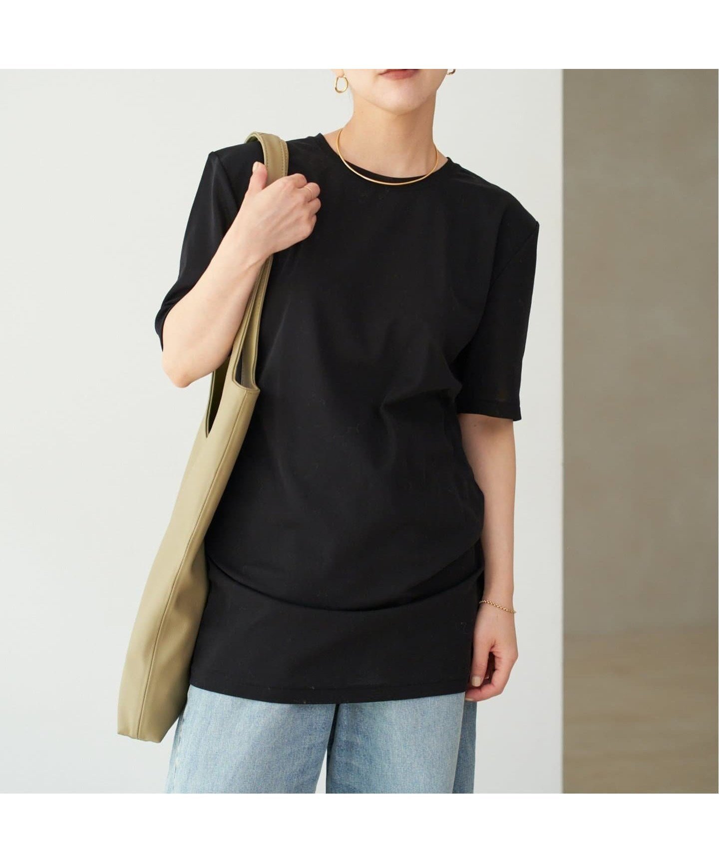 【プラージュ/Plage】のSQUARE SHOULDER H/S Tシャツ インテリア・キッズ・メンズ・レディースファッション・服の通販 founy(ファニー) 　ファッション　Fashion　レディースファッション　Fashion for Women　トップス・カットソー　Cut & Sew Tops　シャツ・ブラウス・オフィスカジュアル　Elegant Blouses & Button-Ups　ロングTシャツ・Tシャツ　Longline T-Shirts & Tees　おすすめ　Recommended / Our Picks　シンプル　Simple, Minimal　スリーブ　Sleeve, Long Sleeve / Short Sleeve　チュニック　Tunic, Long Top　ハーフ　Half, Half-Length　バランス　Balance, Style Balance　ブラック|ID: prp329100004577011 ipo3291000000032762264
