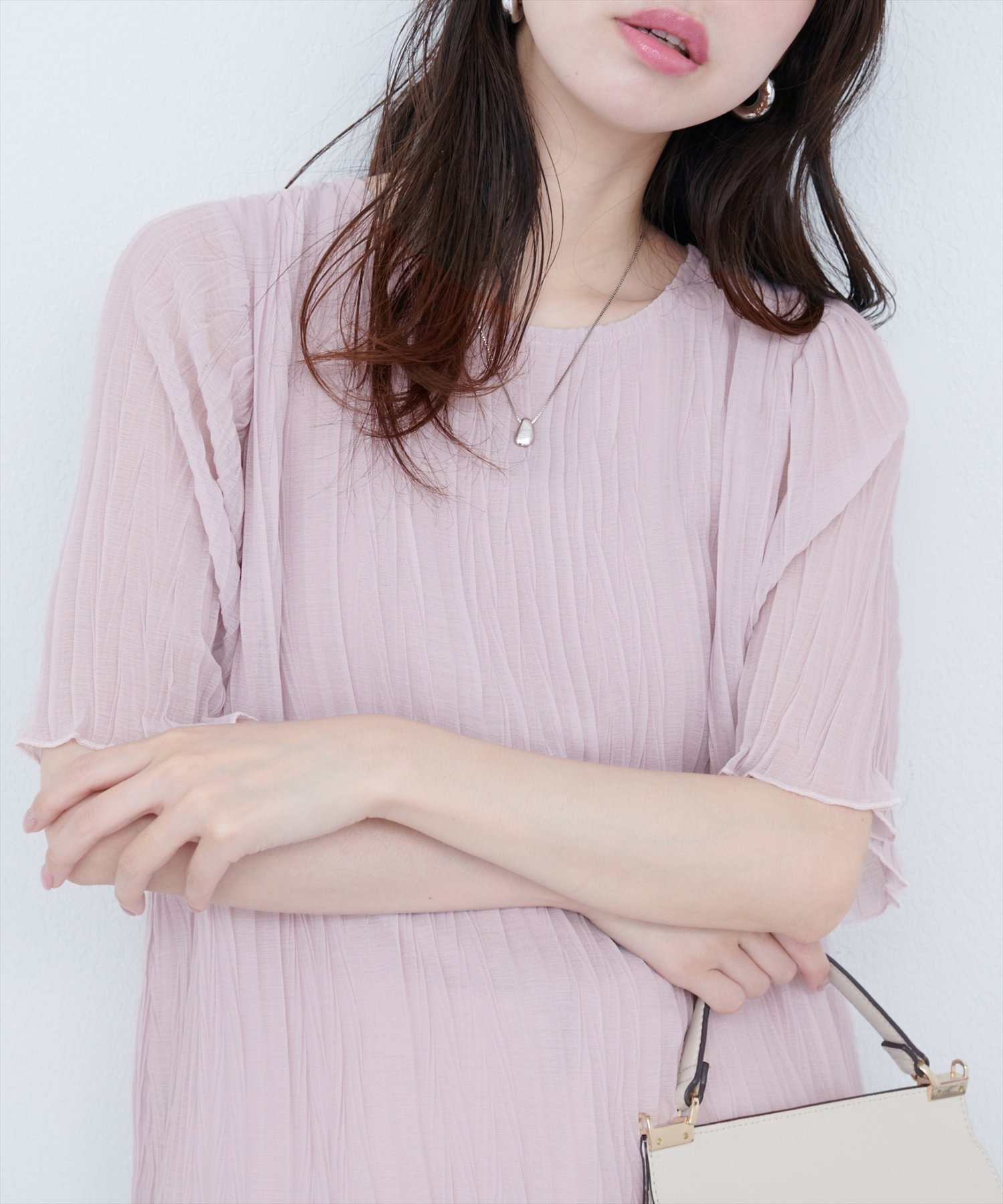 【ナチュラルクチュール/natural couture】の半袖プリーツシアーブラウス インテリア・キッズ・メンズ・レディースファッション・服の通販 founy(ファニー) 　ファッション　Fashion　レディースファッション　Fashion for Women　トップス・カットソー　Cut & Sew Tops　シャツ・ブラウス・オフィスカジュアル　Elegant Blouses & Button-Ups　2025年　2025　2025春夏・S/S　Spring/Summer 2025 SS25　インナー　Innerwear　キャミソール　Camisole, Spaghetti Strap Top　キャミワンピース　Cami Dress, Slip Dress　シアー　Sheer, See-Through　シンプル　Simple, Minimal　タンク　Tank Top, Sleeveless Top　プリーツ　Pleats, Pleated　ベスト　Vest, Waistcoat　エレガント 上品　Elegant　半袖　Short Sleeve, Half Sleeve　ピンク|ID: prp329100004577349 ipo3291000000033558097