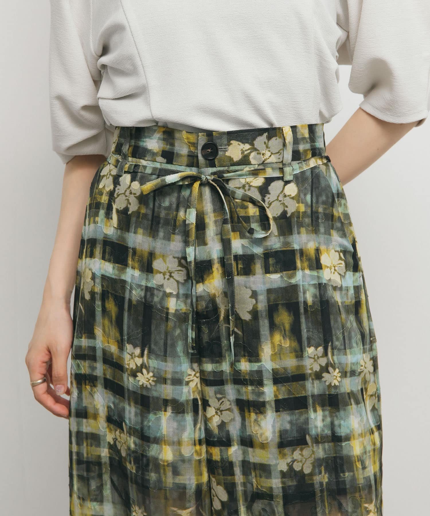 【ケービーエフ/KBF / URBAN RESEARCH】のシアージャガードワイドパンツ 人気、トレンドファッション・服の通販 founy(ファニー) 　ファッション　Fashion　レディースファッション　Fashion for Women　パンツ　Pants & Trousers　2025年　2025　2025春夏・S/S　Spring/Summer 2025 SS25　アクセサリー　Fashion Accessories　チェック　Check, Plaid, Tartan　ワイド　Wide, Wide Fit　夏　Summer　S/S・春夏　SS, Spring/Summer, Warm Season　 other-1|ID: prp329100004577478 ipo3291000000033058473