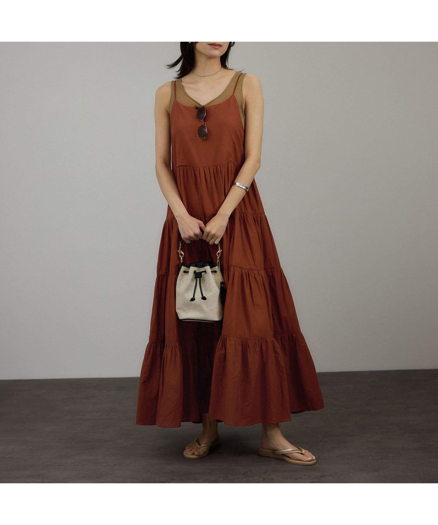 【サロン アダム エ ロペ/SALON adam et rope'】の【WEB限定】ティアードキャミワンピース 洗える インテリア・キッズ・メンズ・レディースファッション・服の通販 founy(ファニー) 　ファッション　Fashion　レディースファッション　Ladies' Fashion Online　ワンピース　Dress　キャミワンピース　No Sleeve Dresses　インナー　Inner　洗える　Washable　キャップ　Cap　サンダル　Sandals　ジャケット　Jacket　スポーティ　Sporty　タンク　Tank　ティアード　Tiered　デニム　Denim　ボトム　Bottom　ポケット　Pocket　ミックス　Mix　リゾート　Resort　リボン　Ribbon　レース　Race　おすすめ　Recommend　夏　Summer　ブラウン系(23)|ID: prp329100004578199 ipo3291000000032604875