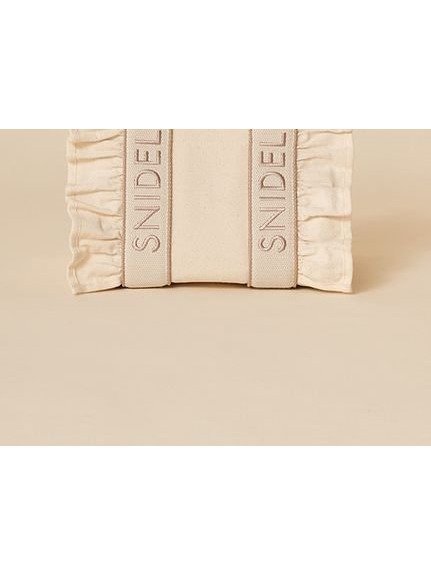【スナイデル/SNIDEL】のフリルロゴバンブーバッグ インテリア・キッズ・メンズ・レディースファッション・服の通販 founy(ファニー) 　ファッション　Fashion　レディースファッション　Ladies' Fashion Online　バッグ　Bag　エレガント 上品　Elegant　コンパクト　Compact　ショルダー　Shoulder　タンブラー　Tumbler　フェミニン　Feminine　フリル　Frills　マグネット　Magnet　人気　Popularity　定番　Standard　日傘　Parasol　楽ちん　Easy　財布　Wallet　BEG[037]|ID: prp329100004578210 ipo3291000000032624044