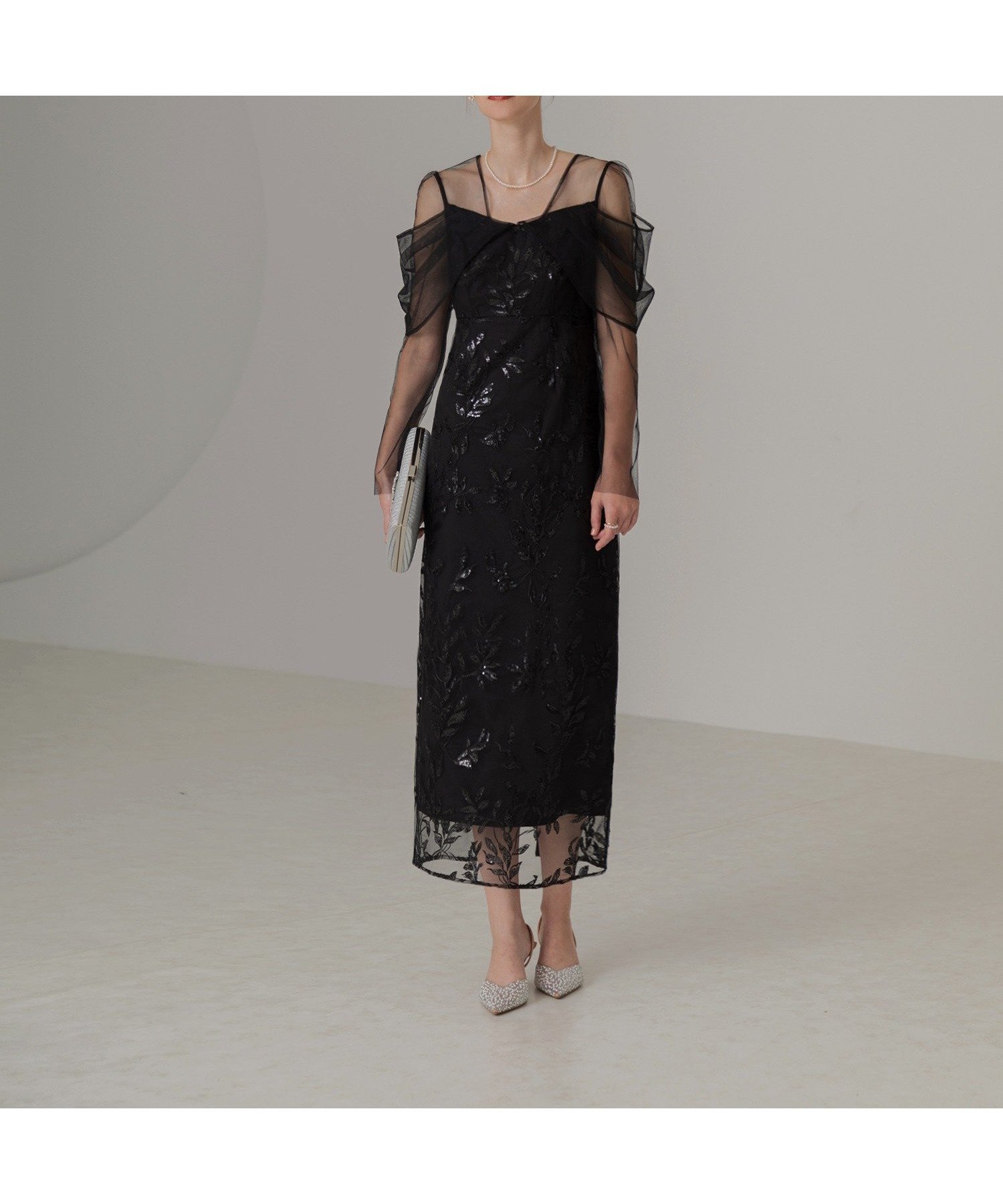 【その他のブランド/Other】のLEJA-チュールロングスリーブリーフIラインワンピースドレス 結婚式レディース 人気、トレンドファッション・服の通販 founy(ファニー) 　ファッション　Fashion　レディースファッション　Fashion for Women　ワンピース　Dresses　フォーマル・パーティードレス・結婚式用ドレス　Elegant & Casual Dresses　エレガント 上品　Elegant　オケージョン　Occasion Wear　シアー　Sheer, See-Through　スタイリッシュ　Stylish, Fashionable　スパンコール　Sequins, Sequin Embellishment　チュール　Tulip, Tulip Motif　ドレス　Dress, One-Piece　フォーマル　Formal, Dressy　マーメイド　Mermaid, Fishtail Silhouette　リーフ　Leaf, Botanical Leaf　結婚式　Wedding　披露宴　Wedding Reception　二次会　After Party　 other-1|ID: prp329100004578221 ipo3291000000032752414