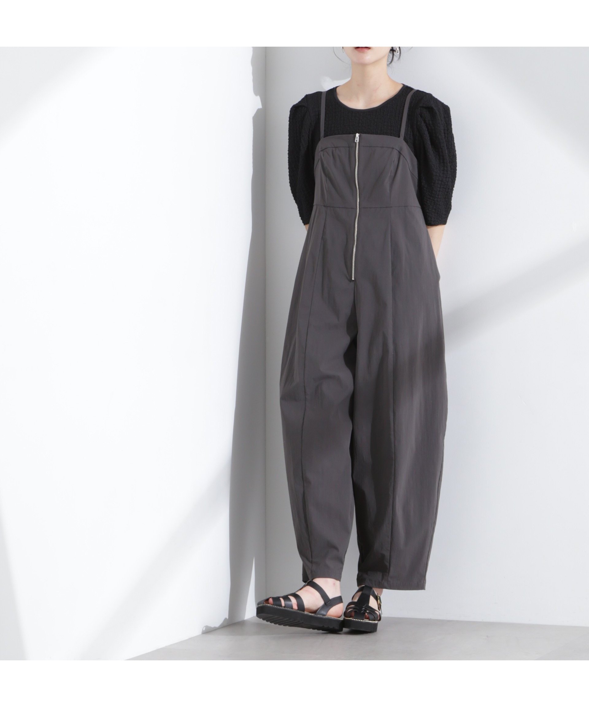 【ナノ ユニバース/nano universe】のコクーンサロペット インテリア・キッズ・メンズ・レディースファッション・服の通販 founy(ファニー) 　ファッション　Fashion　レディースファッション　WOMEN　ワンピース　Dress　サロペット　Salopette　インナー　Inner　春　Spring　キャミ　Cami　サロペット　Overalls　ジャケット　Jacket　ストレッチ　Stretch　タンク　Tank　フィット　Fit　リラックス　Relax　おすすめ　Recommend　2025年　2025　2025春夏・S/S　Ss,Spring/Summer,2025　チャコール3|ID: prp329100004578261 ipo3291000000032430120
