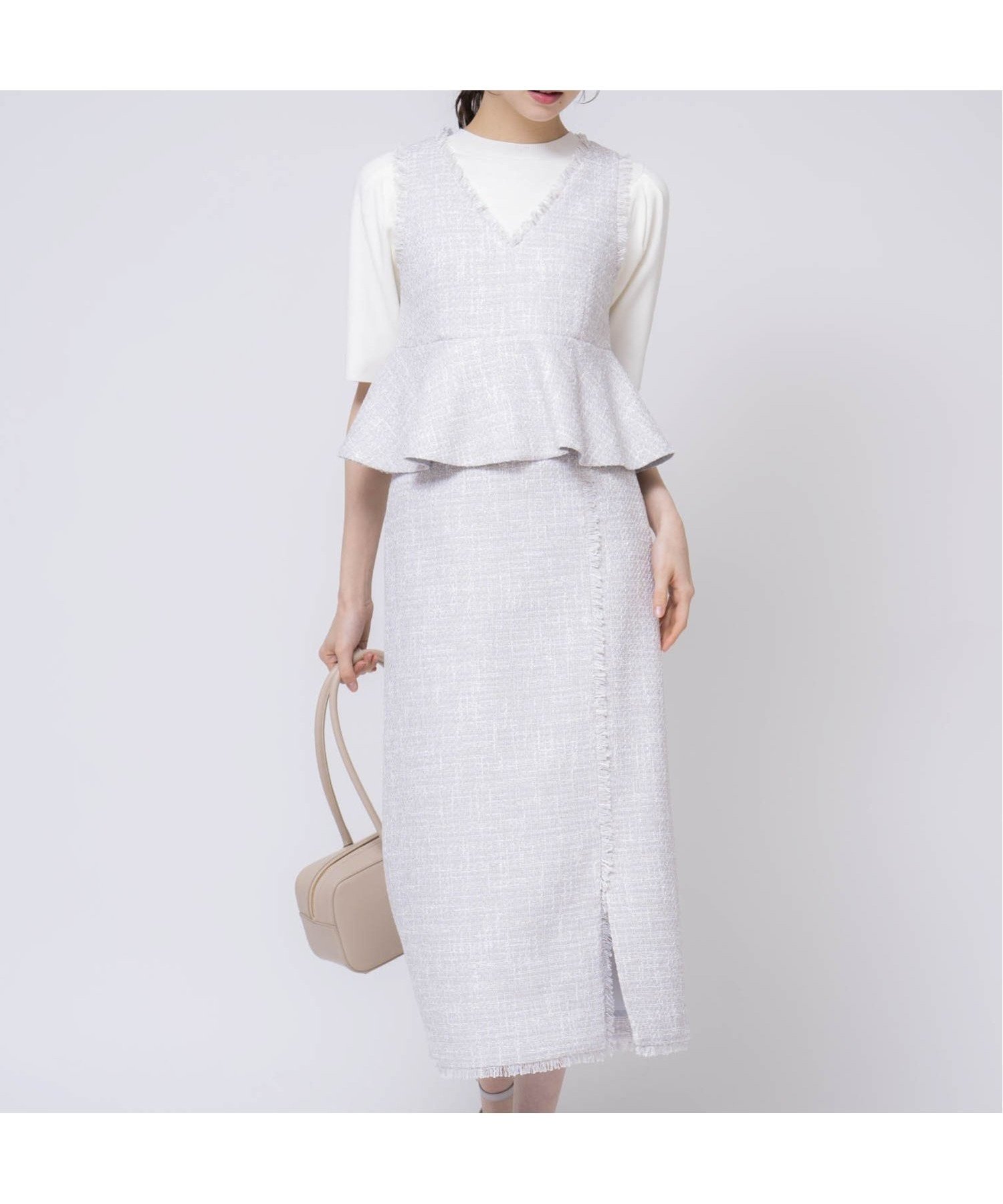 【ノエラ/Noela】のツイードペプラムセットアップ インテリア・キッズ・メンズ・レディースファッション・服の通販 founy(ファニー) 　ファッション　Fashion　レディースファッション　Fashion for Women　セットアップ　Matching Sets　おすすめ　Recommended / Our Picks　インナーキャミ　Inner Camisole　セットアップ　Set-Up, Coordinated Outfit　タイトスカート　Pencil Skirt, Tight Skirt　ツイード　Twill, Twill Weave　ハイネック　High Neck, Mock Neck　フリンジ　Fringe, Tassel　ポケット　Pocket, Pocket Detail　ラップ　Wrap, Wrap Design　春　Spring　グレー|ID: prp329100004578359 ipo3291000000033445253