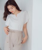 【ミッシュマッシュ/MISCH MASCH】の2025春夏新作 パールフレア袖カットブラウス 人気、トレンドファッション・服の通販 founy(ファニー) ファッション Fashion レディースファッション Fashion for Women トップス・カットソー Cut & Sew Tops シャツ・ブラウス・オフィスカジュアル Elegant Blouses & Button-Ups 2025年 2025 2025春夏・S/S Spring/Summer 2025 SS25 エレガント 上品 Elegant スリーブ Sleeve, Long Sleeve / Short Sleeve パール Pearl, Pearl Accent フェミニン Feminine, Girly フレア Flare, Flared 夏 Summer 春 Spring S/S・春夏 SS, Spring/Summer, Warm Season thumbnail ホワイト|ID: prp329100004578450 ipo3291000000033642580