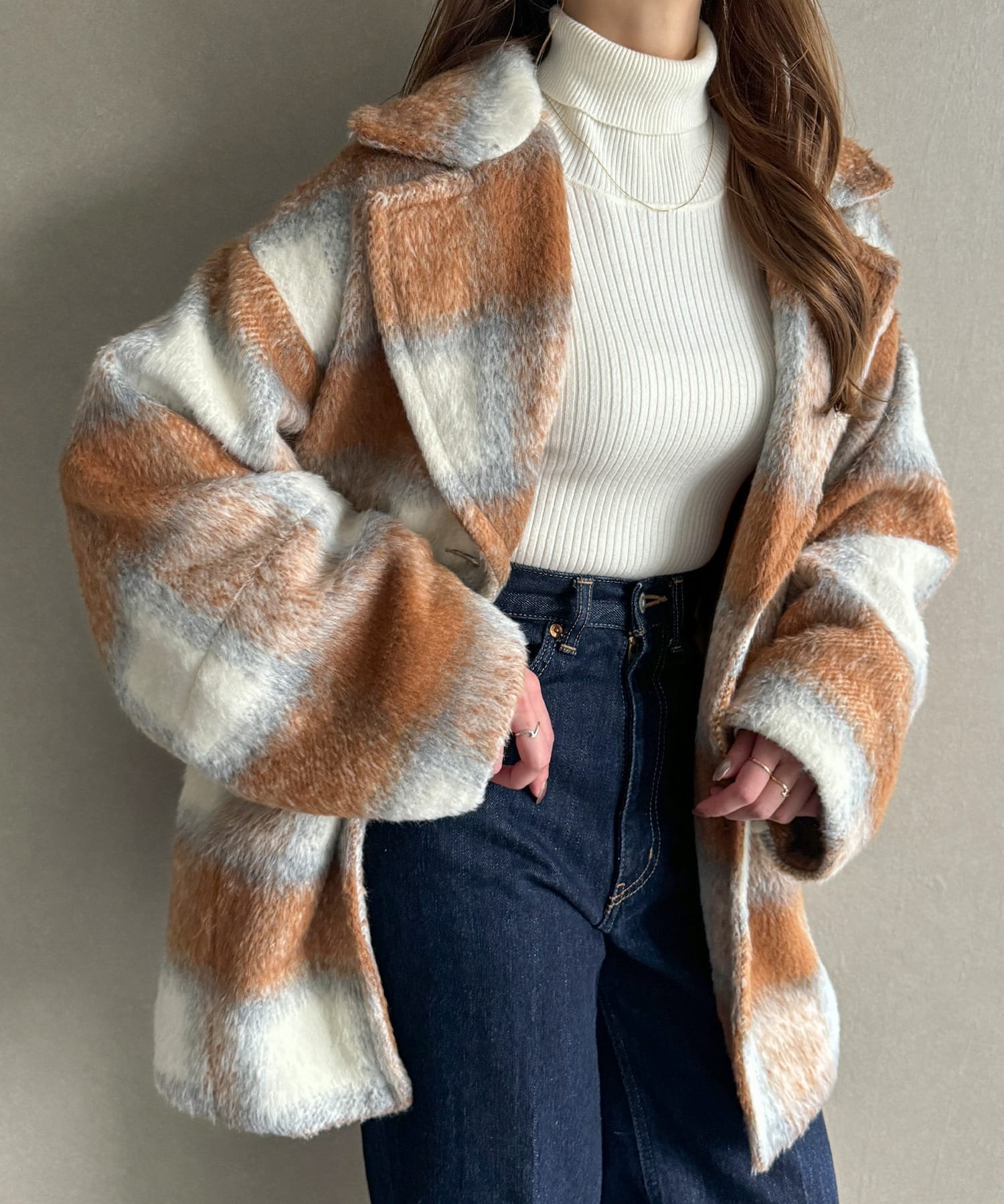 【ジュノア/JUNOAH】のシャギーコクーンショートコート インテリア・キッズ・メンズ・レディースファッション・服の通販 founy(ファニー) 　ファッション　Fashion　レディースファッション　WOMEN　アウター　Coat Outerwear　コート　Coats　ブラウン|ID: prp329100004578481 ipo3291000000032432480