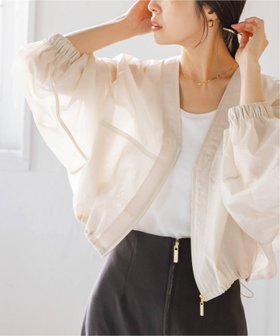 【ノーブル / スピック&スパン/NOBLE / Spick & Span】の【洗える】フォギーシアーVカラーショートブルゾン 人気、トレンドファッション・服の通販 founy(ファニー) ファッション Fashion レディースファッション Ladies' Fashion Online アウター Coat Outerwear ブルゾン Blouson/Jackets エアリー Airy シアー Sheer ショート Short タンク Tank ノースリーブ No Sleeve ブルゾン Blouson 洗える Washable |ID:prp329100004578524