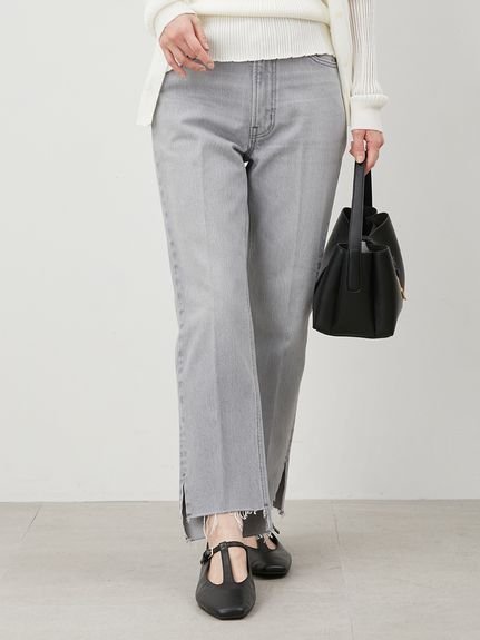 【ミラオーウェン/Mila Owen】の裾段差テーパードデニムパンツ 人気、トレンドファッション・服の通販 founy(ファニー) 　雑誌掲載アイテム　Magazine Picks & Fashion Features　ファッション雑誌　Fashion Magazines　ヴェリィ　VERY　ビジンヒャッカ　美人百花　クラッシィ　CLASSY.　ファッション　Fashion　レディースファッション　Fashion for Women　パンツ　Pants & Trousers　デニムパンツ・ジーンズ・美脚デニム　Denim Jeans & Pants　イエロー　Yellow　インディゴ　Indigo Denim　7月号　July Issue　シューズ　Shoes, Footwear　センター　Center, Center Line　雑誌　Magazine, Fashion Magazine　デニム　Denim, Jeans Material　定番　Standard, Basic Item　人気　Popular, Best Seller　8月号　August Issue, Aug. Edition　フラット　Flat, Flat Shoes　フロント　Front, Front Design　ポケット　Pocket, Pocket Detail　6月号　June Issue, Jun. Edition　夏　Summer　 other-1|ID: prp329100004578546 ipo3291000000033274656