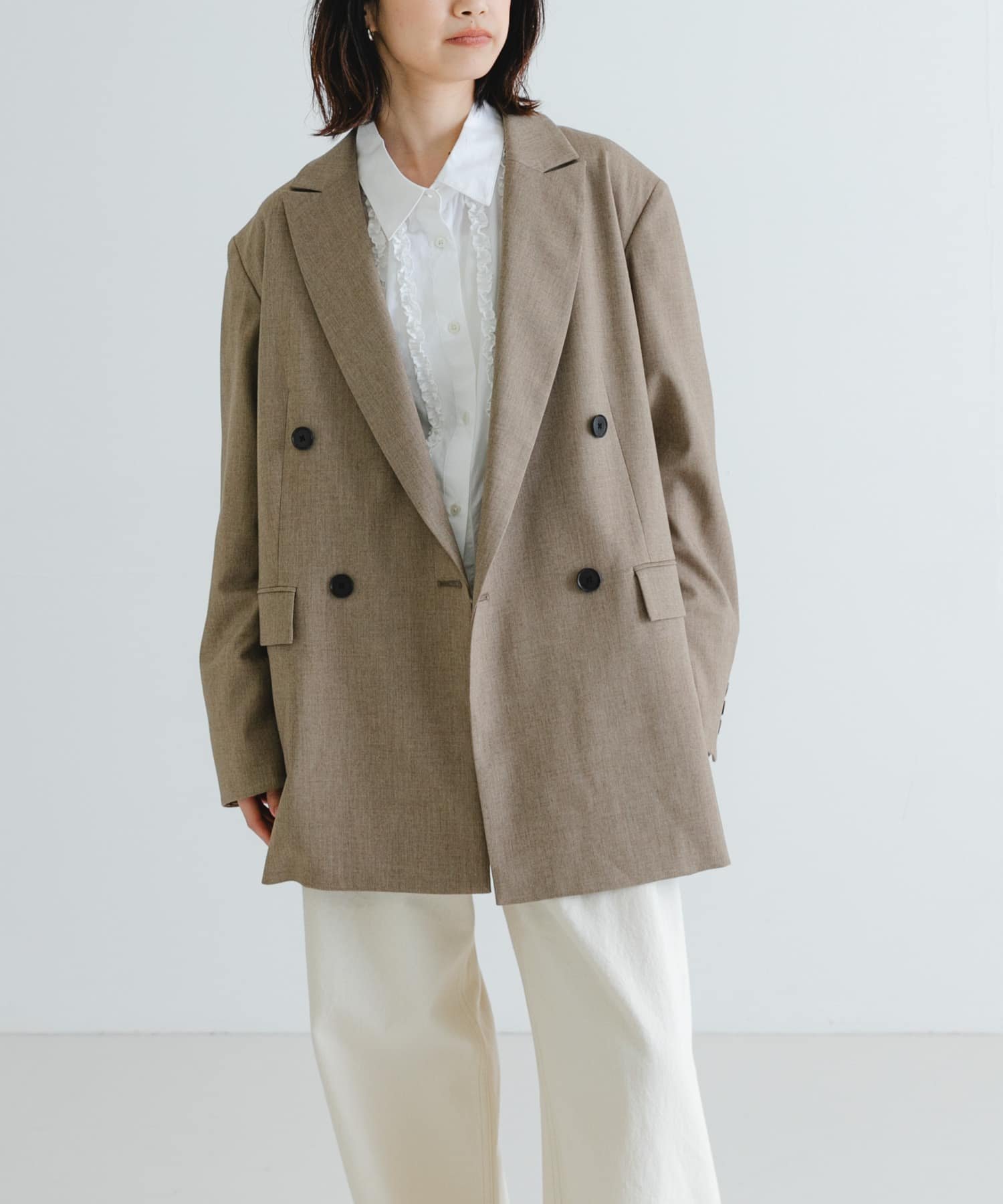 【アーバンリサーチ/URBAN RESEARCH】の『2サイズ展開』ダブルオーバーテーラードジャケット インテリア・キッズ・メンズ・レディースファッション・服の通販 founy(ファニー) 　ファッション　Fashion　レディースファッション　Ladies' Fashion Online　アウター　Coat Outerwear　ジャケット　Jackets　テーラードジャケット　Tailored Jackets　2025年　2025　2025春夏・S/S　Ss,Spring/Summer,2025　おすすめ　Recommend　ジャケット　Jacket　スラックス　Slacks　デニム　Denim　ベーシック　Basic　ルーズ　Loose　夏　Summer　春　Spring　S/S・春夏　Ss・Spring/Summer　BEIGE|ID: prp329100004578609 ipo3291000000032692435