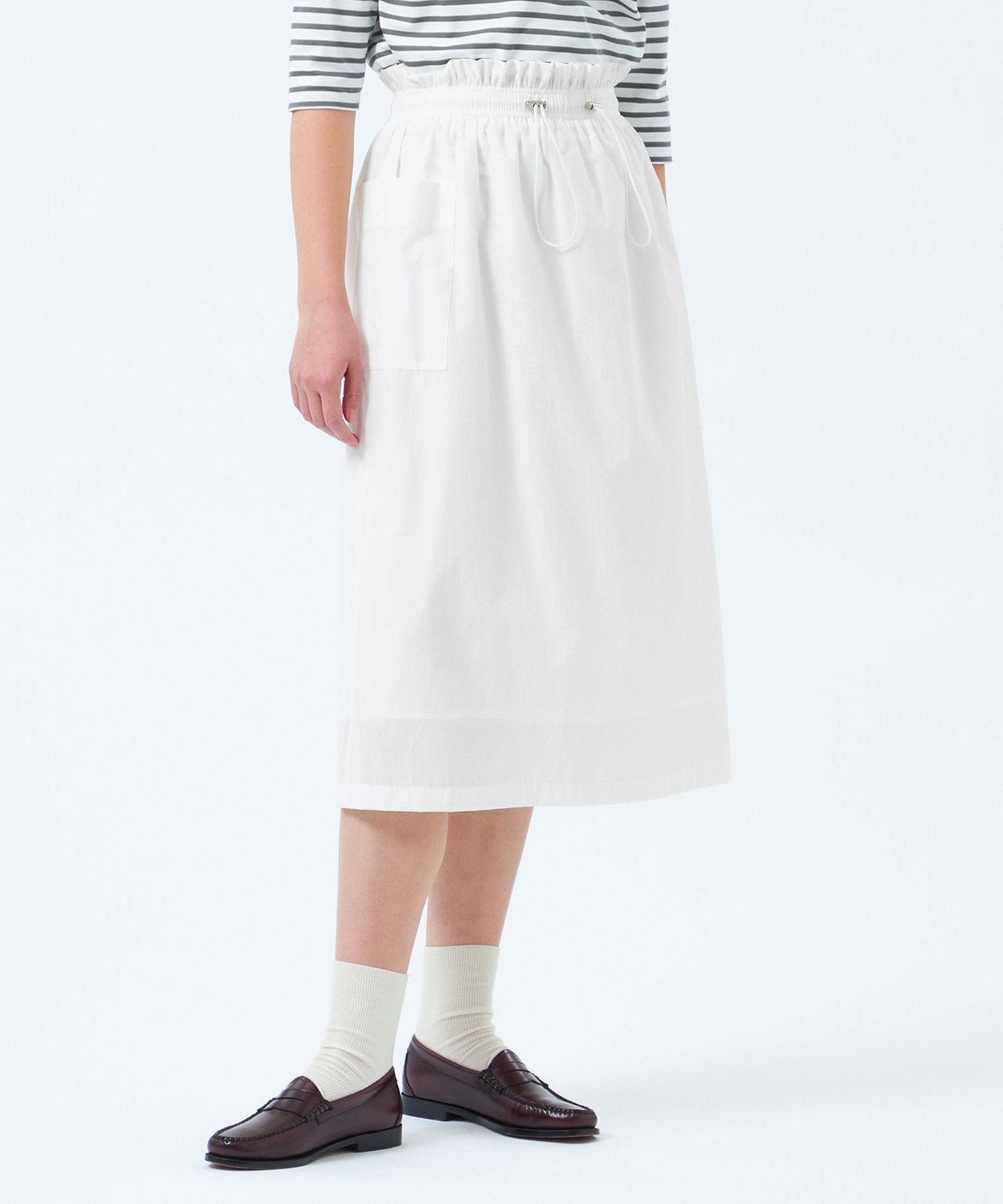 【マッキントッシュ フィロソフィー/MACKINTOSH PHILOSOPHY】のウエストギャザースカート インテリア・キッズ・メンズ・レディースファッション・服の通販 founy(ファニー) 　ファッション　Fashion　レディースファッション　WOMEN　スカート　Skirt　おすすめ　Recommend　ギャザー　Gather　クロップド　Cropped　ドローコード　Draw Cord　フィット　Fit　ポケット　Pocket　リラックス　Relax　軽量　Lightweight　オフホワイト|ID: prp329100004578643 ipo3291000000032434162