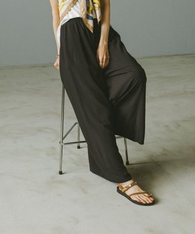 【グローバルワーク/GLOBAL WORK】のさらさらリラックスイージーパンツ/498356 人気、トレンドファッション・服の通販 founy(ファニー) ファッション Fashion レディースファッション Fashion for Women パンツ Pants & Trousers カットソー Cut and Sewn Top コンパクト Compact, Small Size シャーリング Shirring, Ruched セットアップ Set-Up, Coordinated Outfit バランス Balance, Style Balance フリル Frill, Ruffle リラックス Relax, Relaxed Fit ワイド Wide, Wide Fit 半袖 Short Sleeve, Half Sleeve 夏 Summer 楽ちん Easy Fit, Comfortable 無地 Plain, Solid Color |ID:prp329100004579351