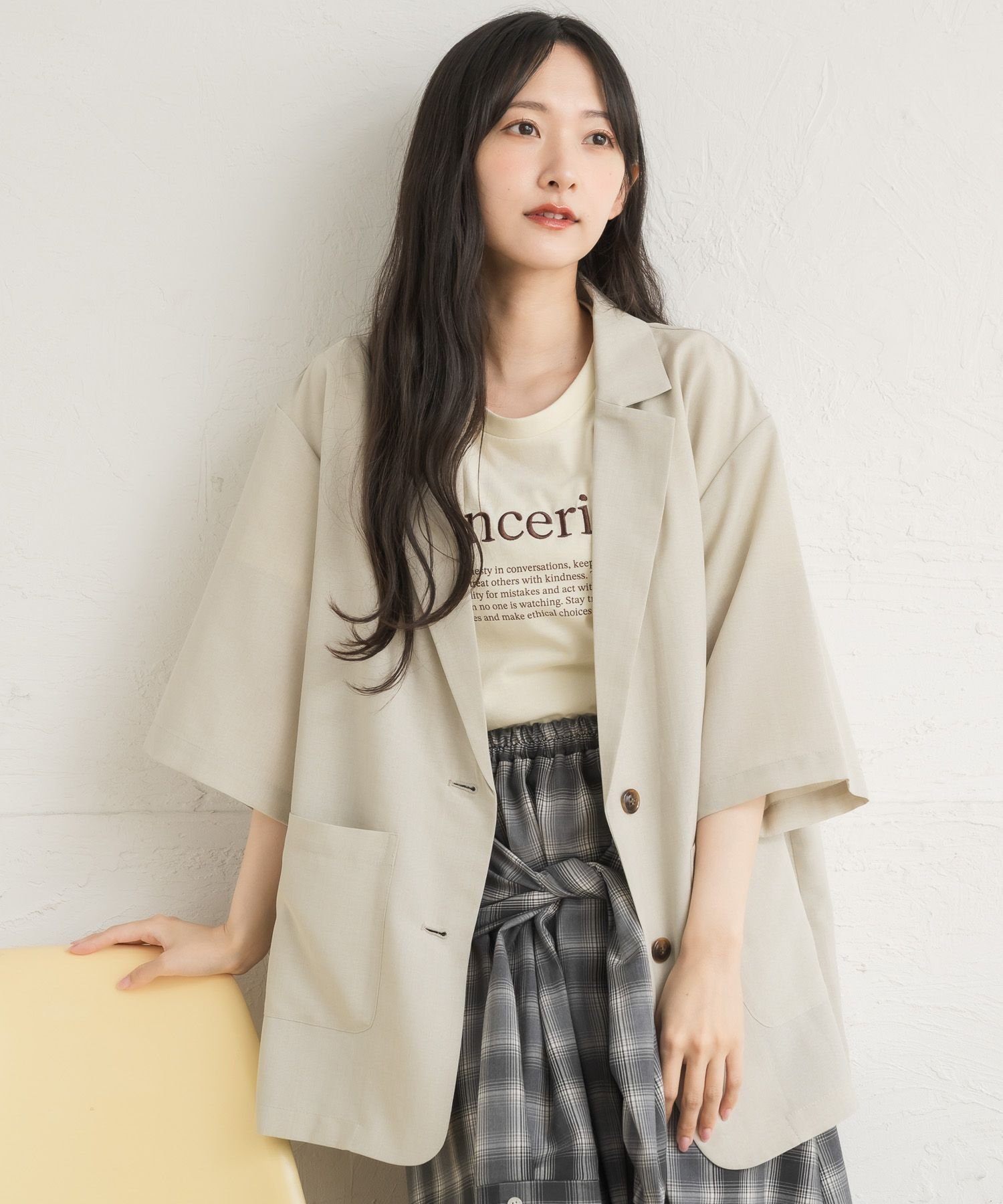 【レトロガール/RETRO GIRL】のテーラードシャツJK インテリア・キッズ・メンズ・レディースファッション・服の通販 founy(ファニー) 　ファッション　Fashion　レディースファッション　Fashion for Women　トップス・カットソー　Cut & Sew Tops　シャツ・ブラウス・オフィスカジュアル　Elegant Blouses & Button-Ups　おすすめ　Recommended / Our Picks　ジャケット　Jacket, Outerwear　スラックス　Slacks, Dress Pants　トレンド　Trend, Trending Now　プチプライス・低価格　Affordable / Budget Price　ベーシック　Basic, Essential　夏　Summer　エクリュ|ID: prp329100004579458 ipo3291000000032720539