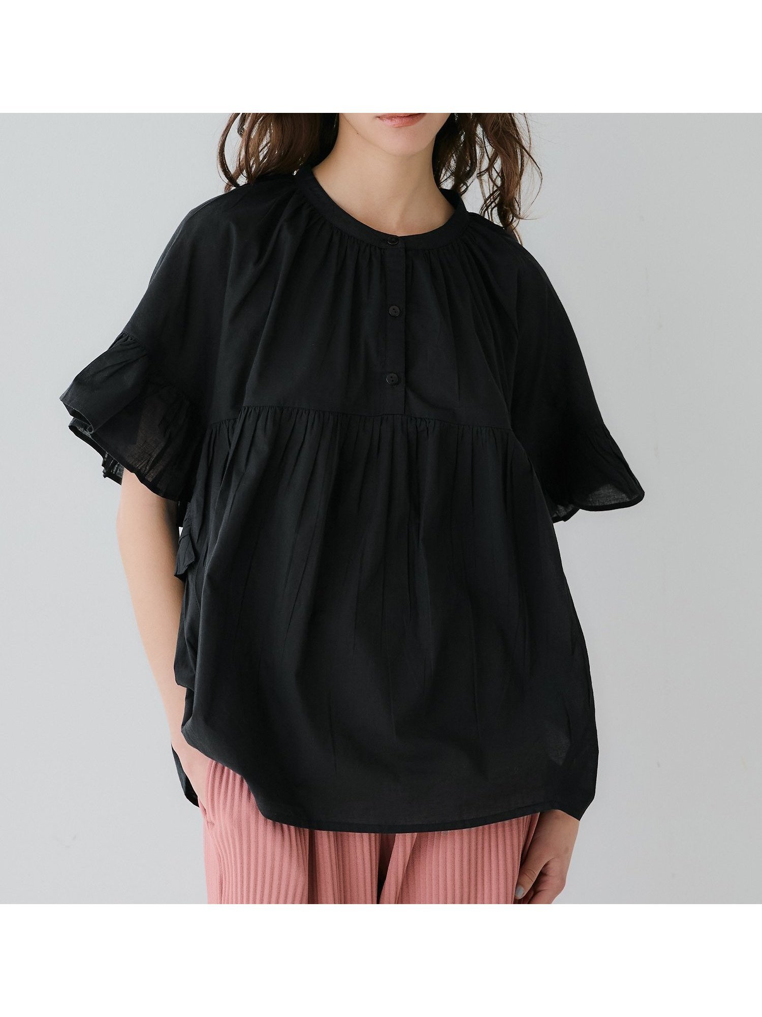 【コカ/COCA】のガーゼ袖フリルブラウス インテリア・キッズ・メンズ・レディースファッション・服の通販 founy(ファニー) 　ファッション　Fashion　レディースファッション　Ladies' Fashion Online　トップス・カットソー　Tops/Tshirt　シャツ/ブラウス　Shirts/Blouses　インド　India　ギャザー　Gather　シンプル　Simple　なめらか　Smooth　フェミニン　Feminine　フリル　Frills　ベーシック　Basic　ボトム　Bottom　ポケット　Pocket　夏　Summer　2025年　2025　2025春夏・S/S　Ss,Spring/Summer,2025　Black|ID: prp329100004579613 ipo3291000000032659570