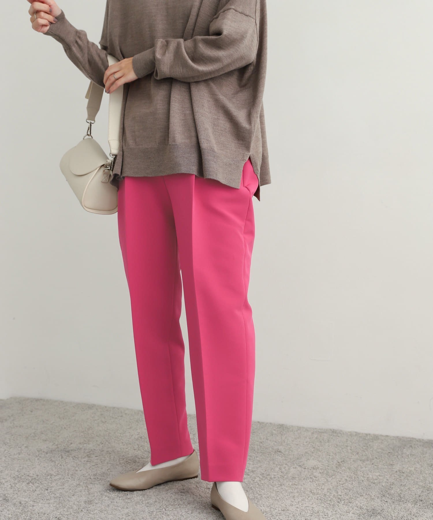 【アーバンリサーチ ドアーズ/URBAN RESEARCH DOORS】のダブルクロスストレートイージーパンツ 人気、トレンドファッション・服の通販 founy(ファニー) 　ファッション　Fashion　レディースファッション　WOMEN　パンツ　Pants　イエロー　Yellow　ウェーブ　Wave　くるぶし　Ankle　スウェット　Sweat　ストレート　Straight　センター　Center　ダブル　Double　リラックス　Relax　冬　Winter　 other-1|ID: prp329100004579641 ipo3291000000032444081