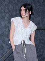 【フレイ アイディー/FRAY I.D】のコットンエンブロイダリーフリルブラウス 人気、トレンドファッション・服の通販 founy(ファニー) 雑誌掲載アイテム Magazine Items ファッション雑誌 Fashion Magazines スウィート Sweet ファッション Fashion レディースファッション WOMEN トップス・カットソー Tops/Tshirt シャツ/ブラウス Shirts/Blouses 4月号 April Issue おすすめ Recommend セットアップ Set Up ラッフル Raffle リボン Ribbon レース Race 雑誌 Magazine |ID:prp329100004579643