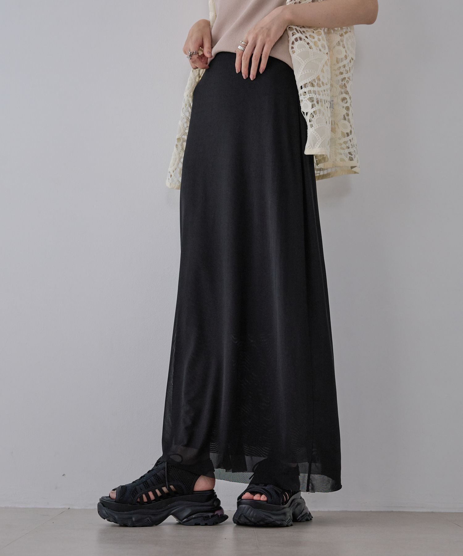 【ジーナシス/JEANASiS】のグラフィックシアースカート インテリア・キッズ・メンズ・レディースファッション・服の通販 founy(ファニー) 　ファッション　Fashion　レディースファッション　Fashion for Women　スカート　Skirts　おすすめ　Recommended / Our Picks　スリット　Slit, Slit Detail　トレンド　Trend, Trending Now　プリント　Print, Printed Pattern　ペチコート　Petticoat, Underskirt　メッシュ　Mesh, Net Fabric　夏　Summer　ブラック|ID: prp329100004579673 ipo3291000000032759357