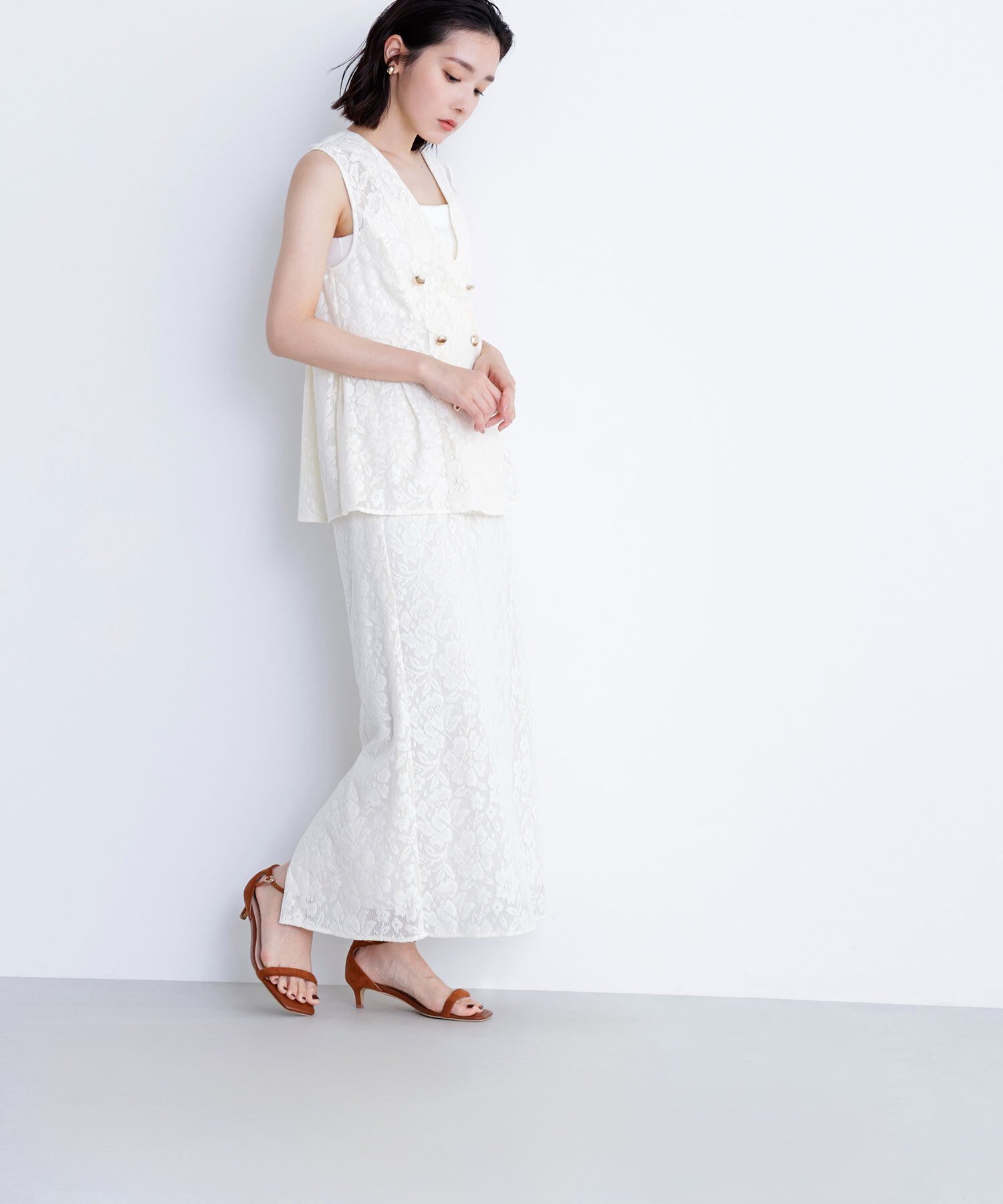 【ナチュラル ビューティー ベーシック/NATURAL BEAUTY BASIC】のメッシュレース SETUP ナロースカート インテリア・キッズ・メンズ・レディースファッション・服の通販 founy(ファニー) 　ファッション　Fashion　レディースファッション　WOMEN　セットアップ　Setup　スカート　Skirt　おすすめ　Recommend　シンプル　Simple　セットアップ　Set Up　フェミニン　Feminine　フラット　Flat　フラワー　Flower　メッシュ　Mesh　レース　Race　人気　Popularity　夏　Summer　エクリュ1|ID: prp329100004579694 ipo3291000000032445009